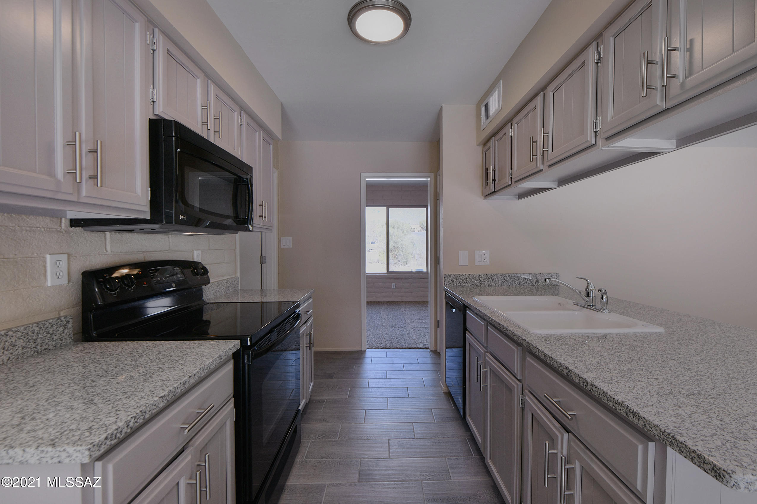 Bear Canyon Hills - Residential