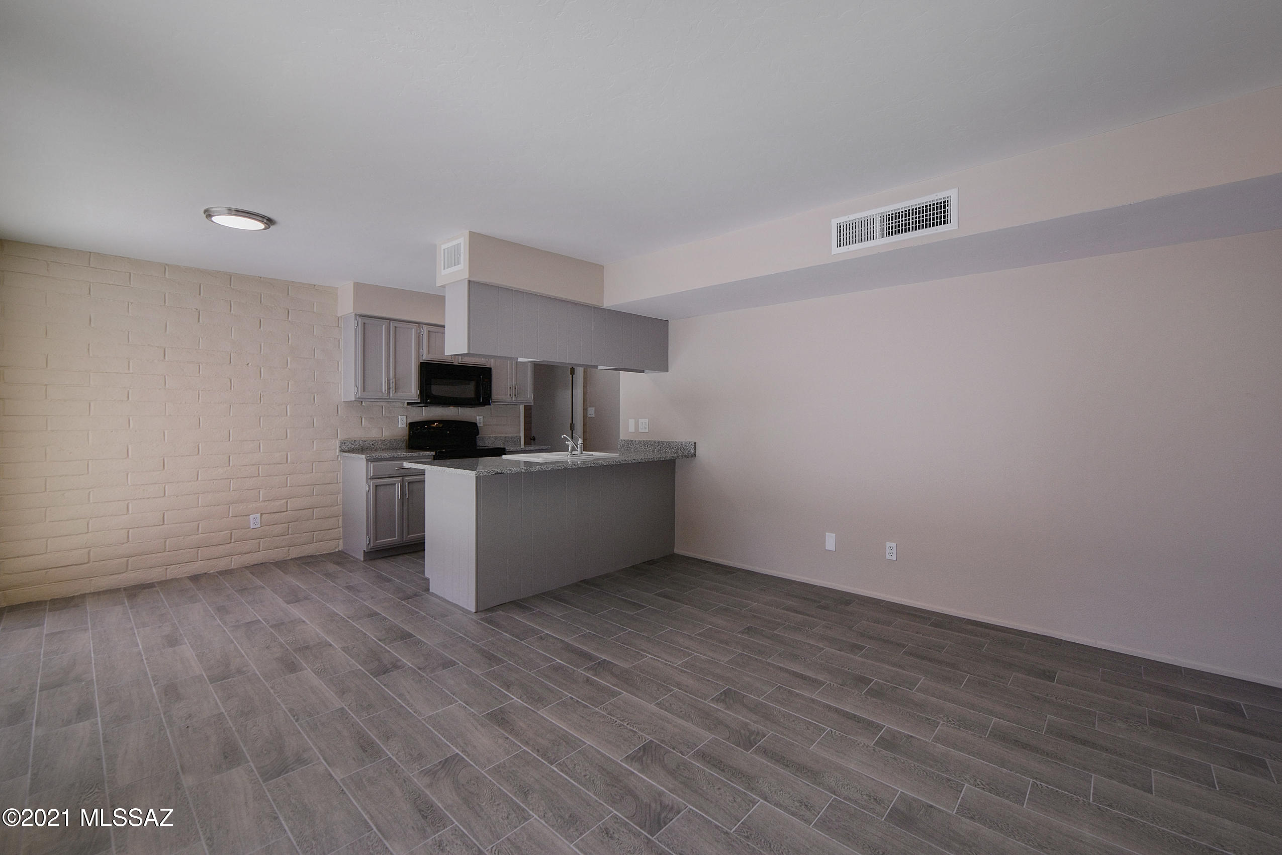 Bear Canyon Hills - Residential