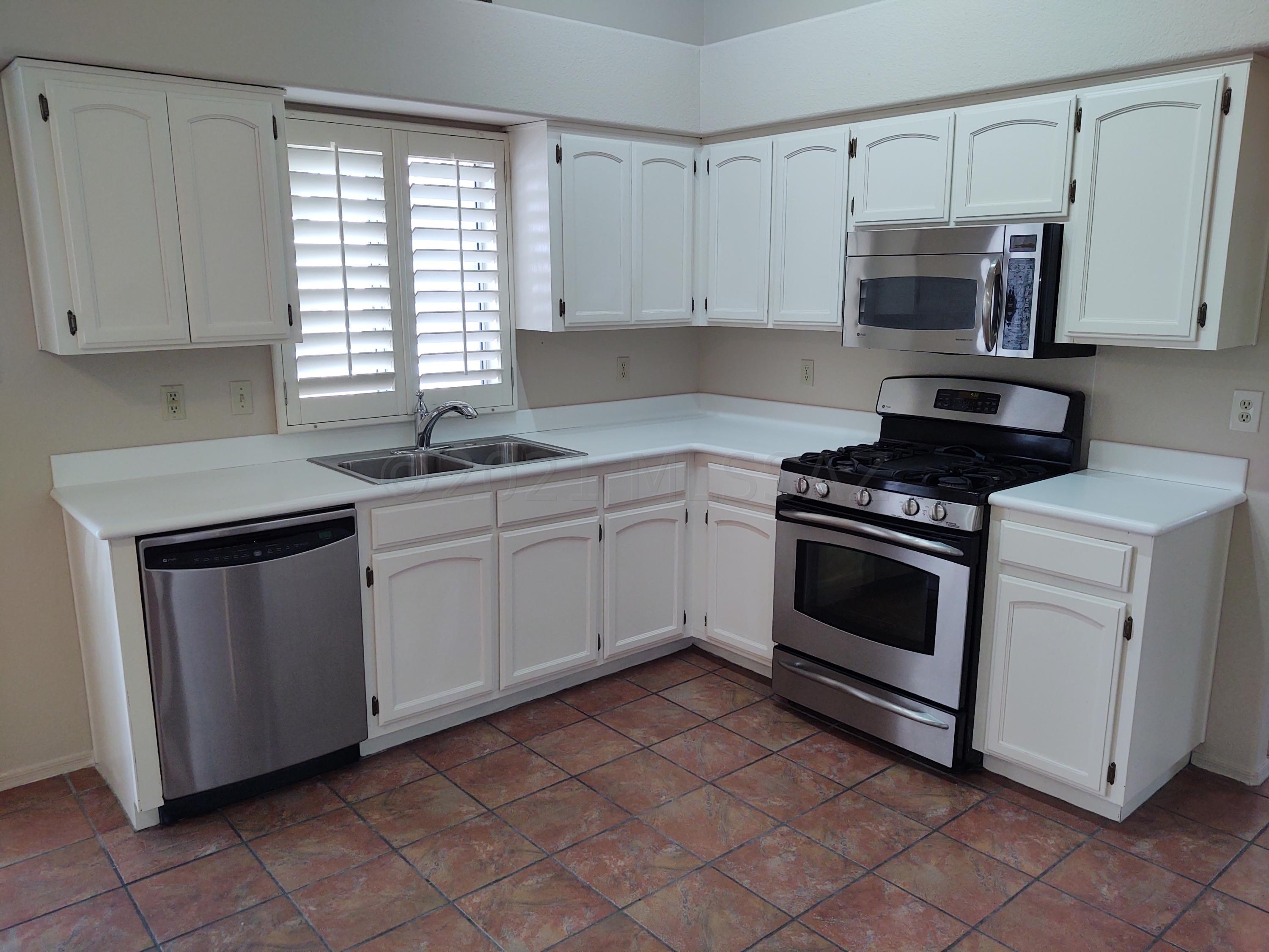 Colony At Oro Valley (The) - Residential Lease