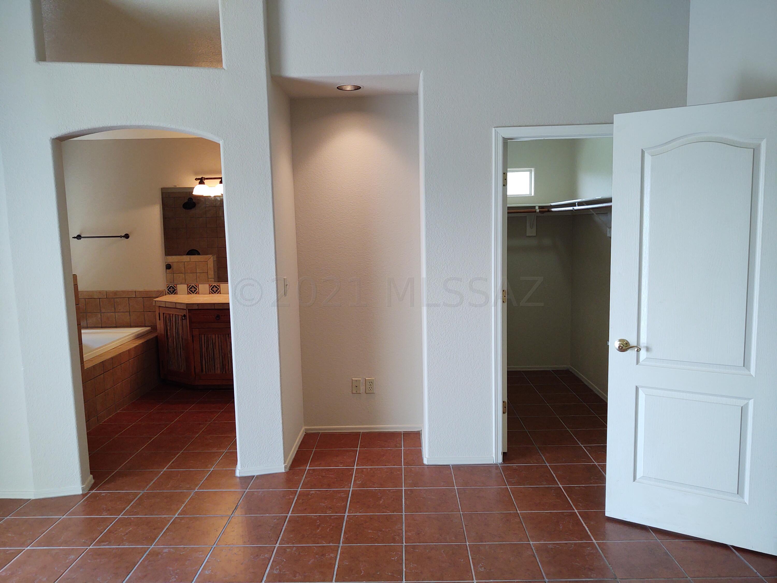 Colony At Oro Valley (The) - Residential Lease
