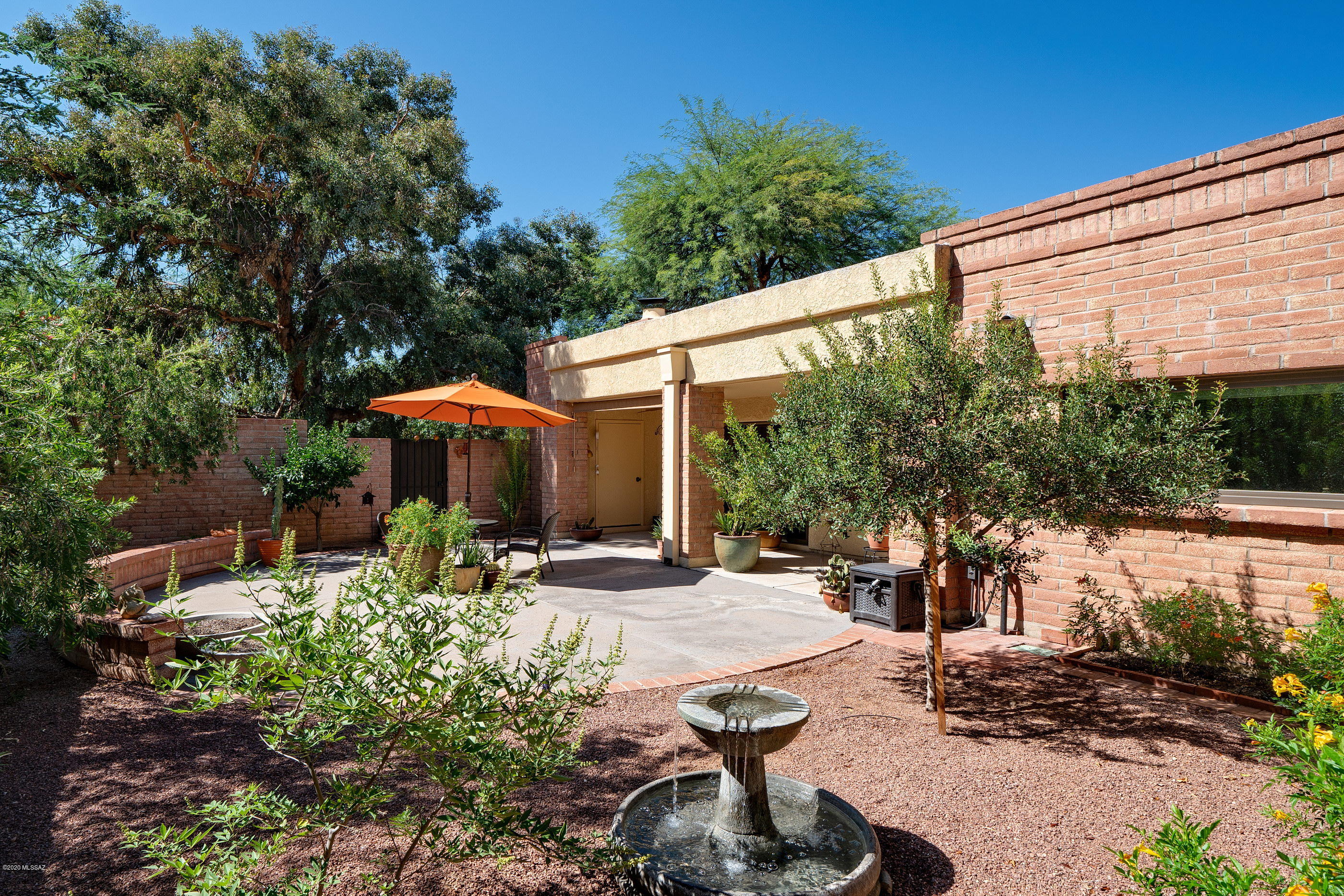 Riverbend Sabino Canyon Rd Amd - Residential