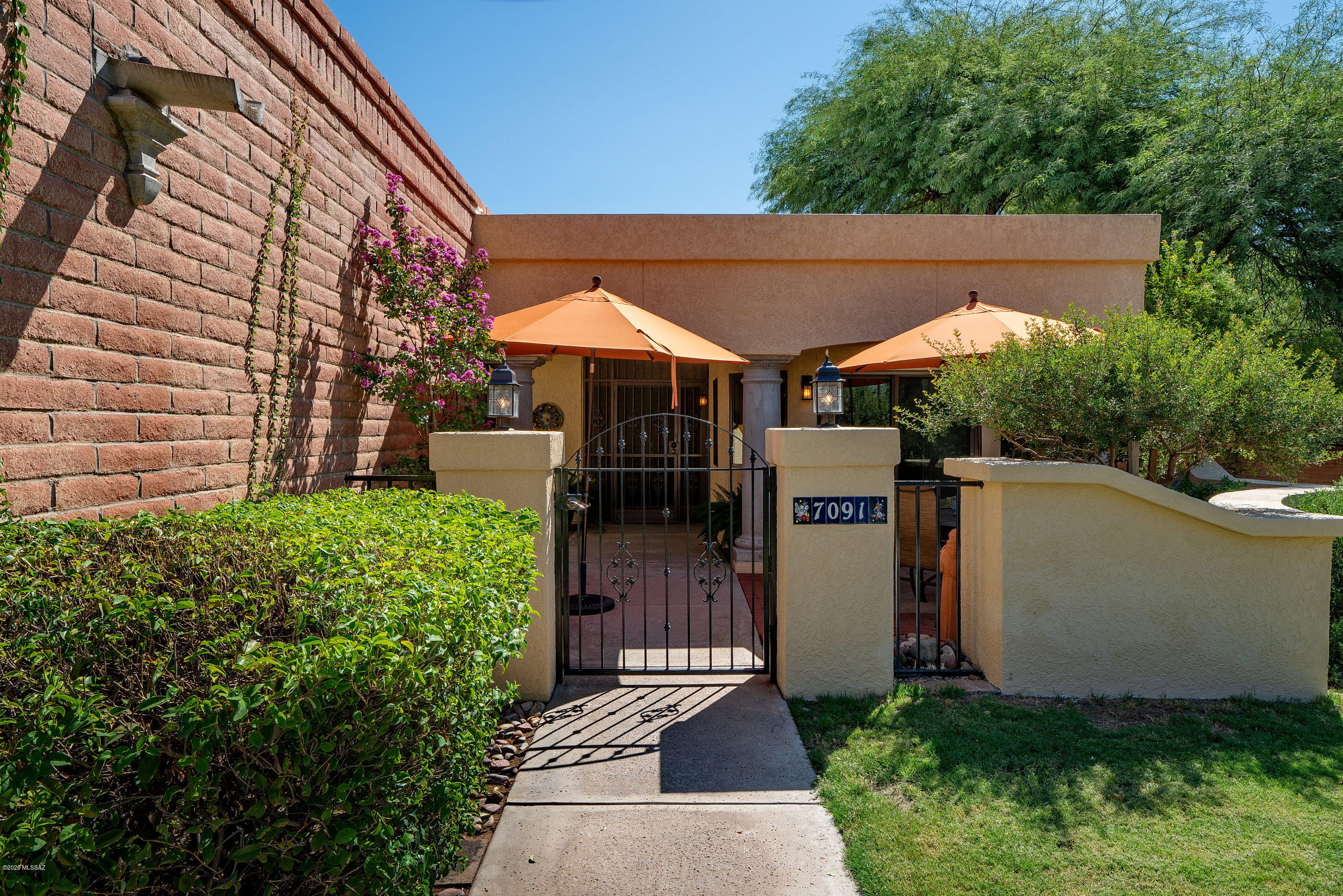 Riverbend Sabino Canyon Rd Amd - Residential