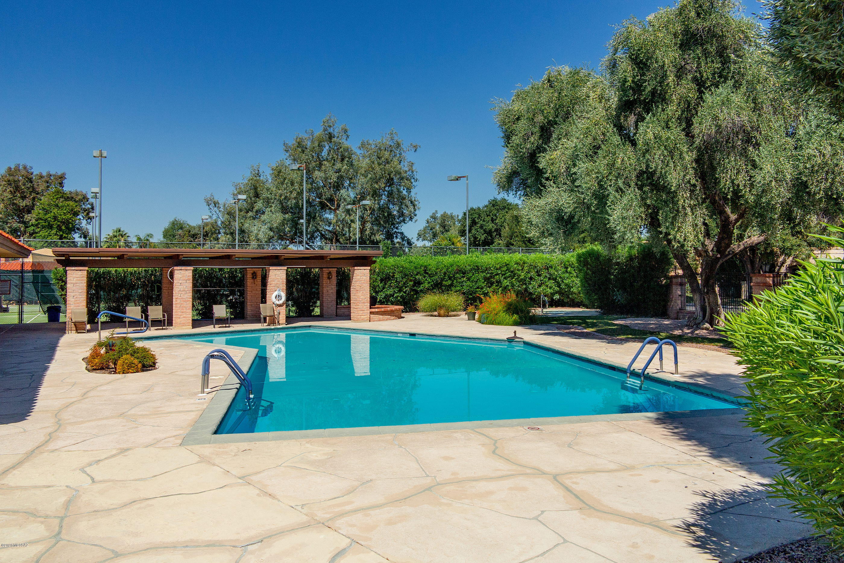 Riverbend Sabino Canyon Rd Amd - Residential