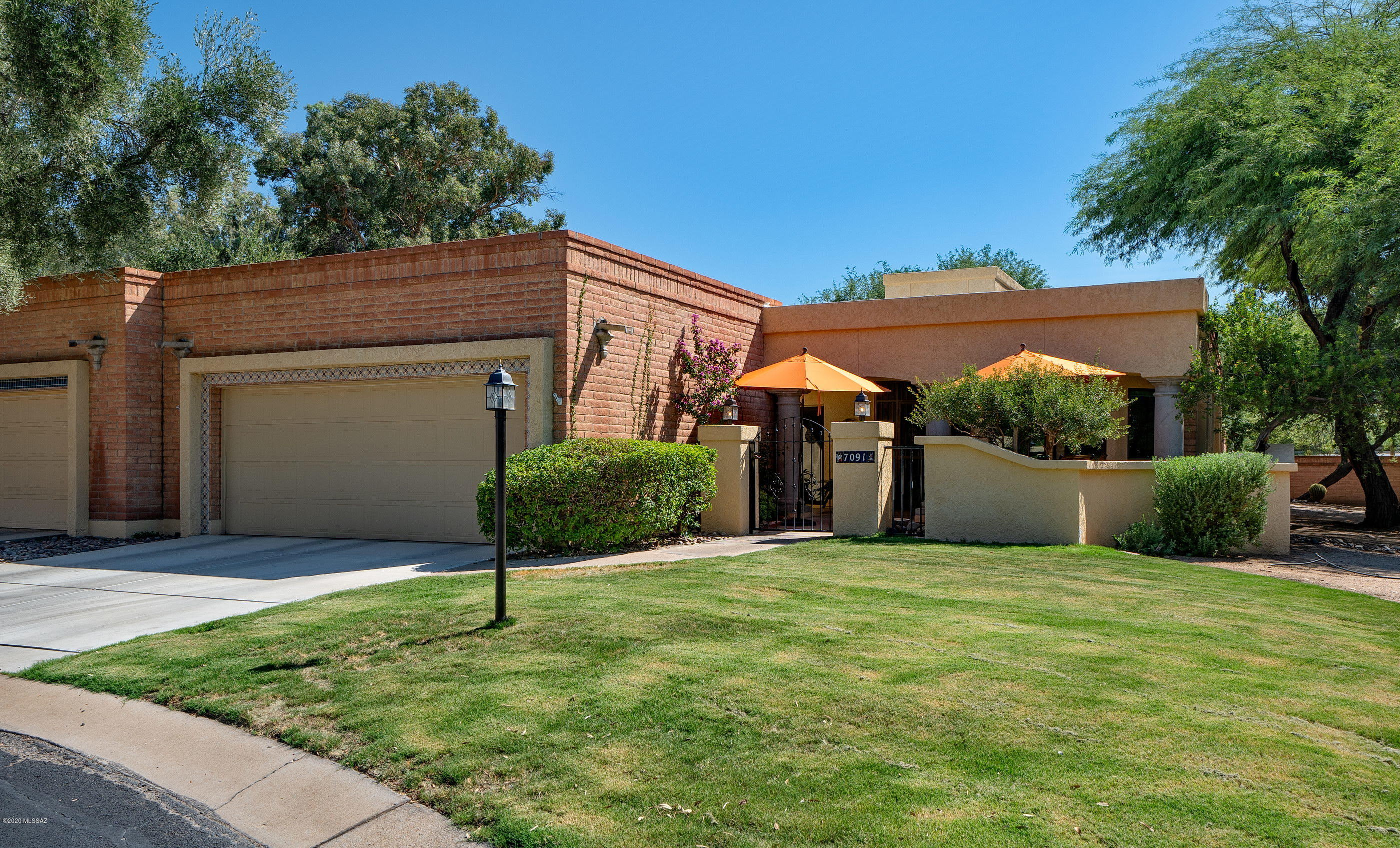 Riverbend Sabino Canyon Rd Amd - Residential
