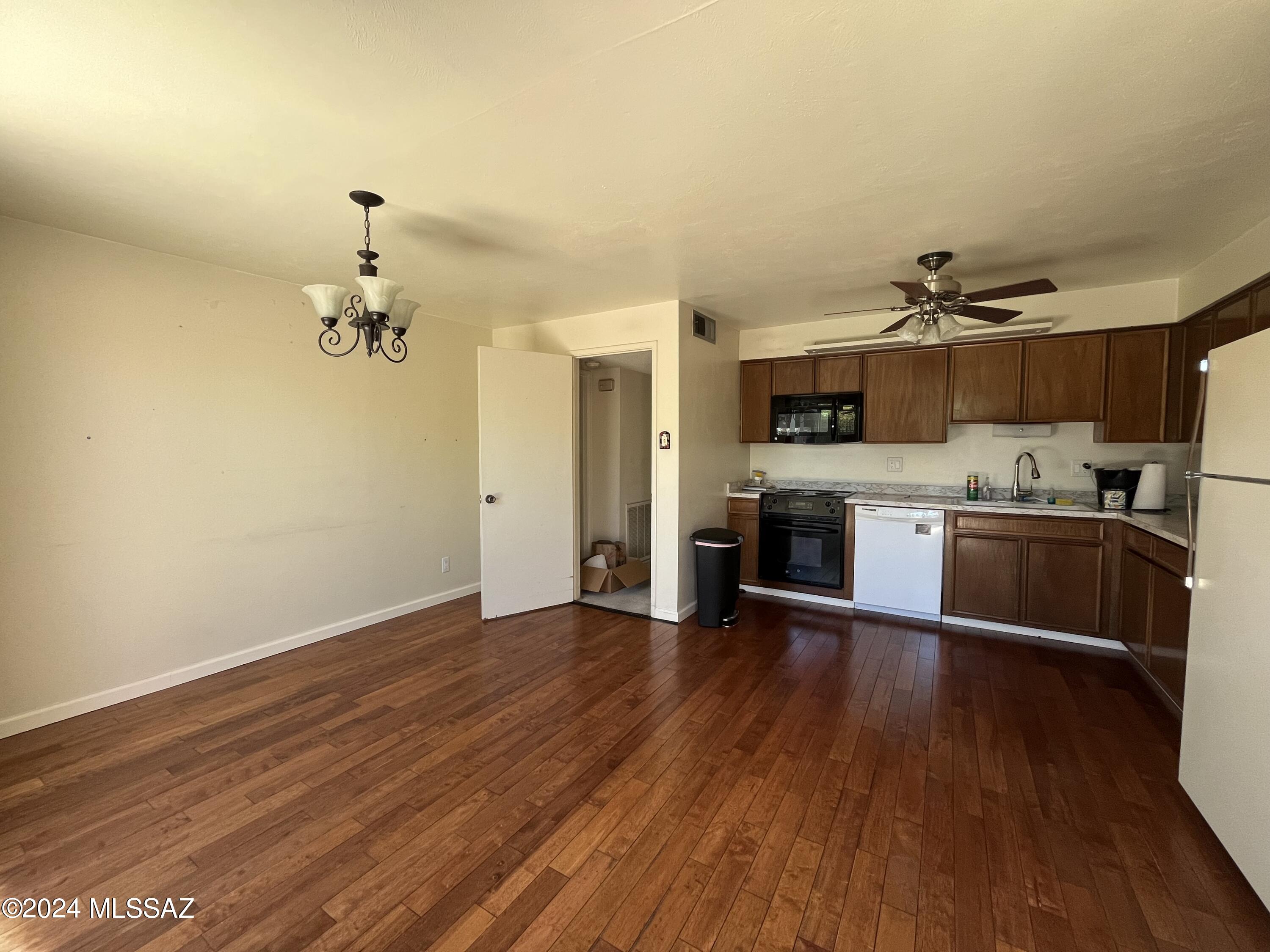 Fort Lowell Estates - Residential