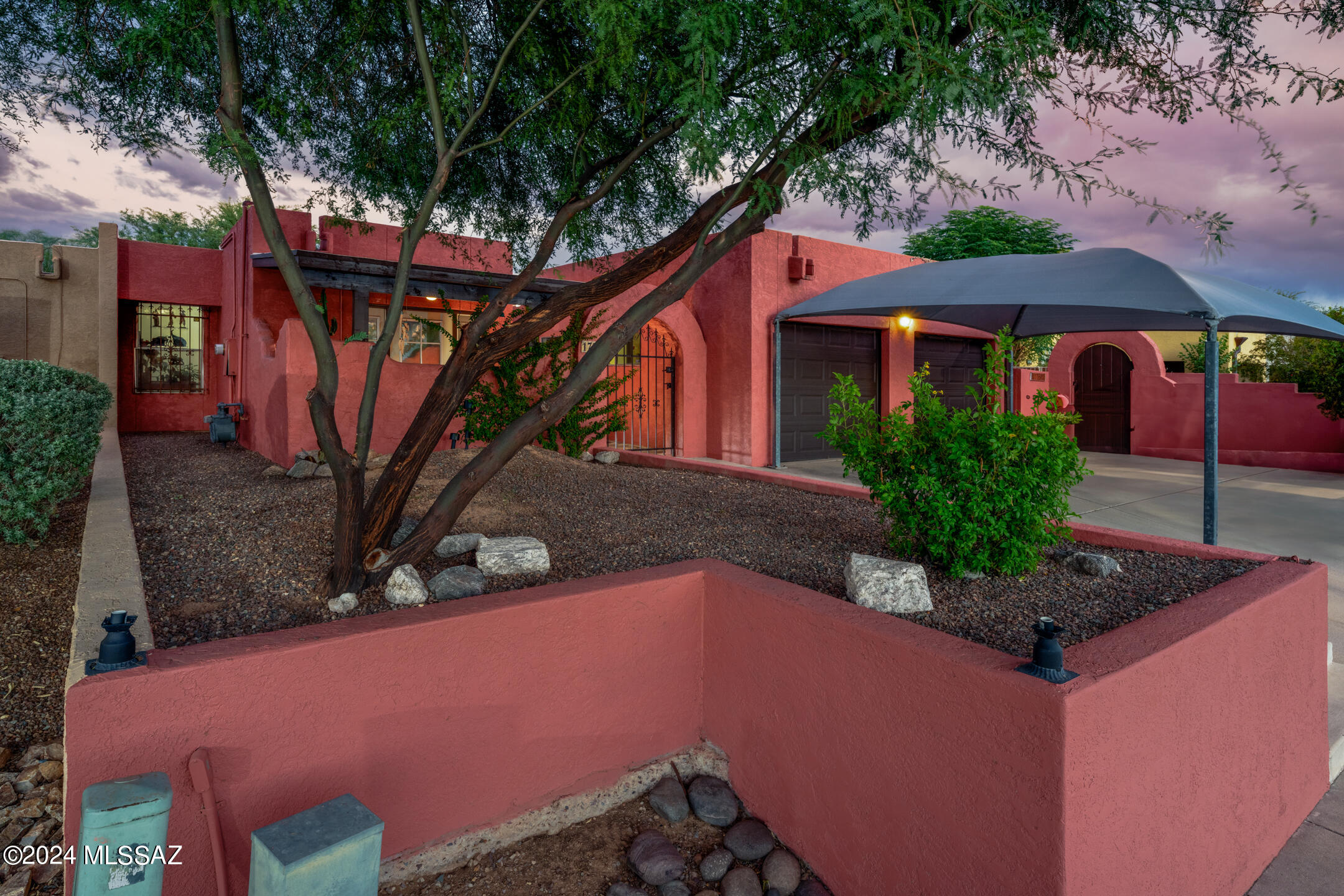 Cloverleaf Townhouses (1-63) - Residential