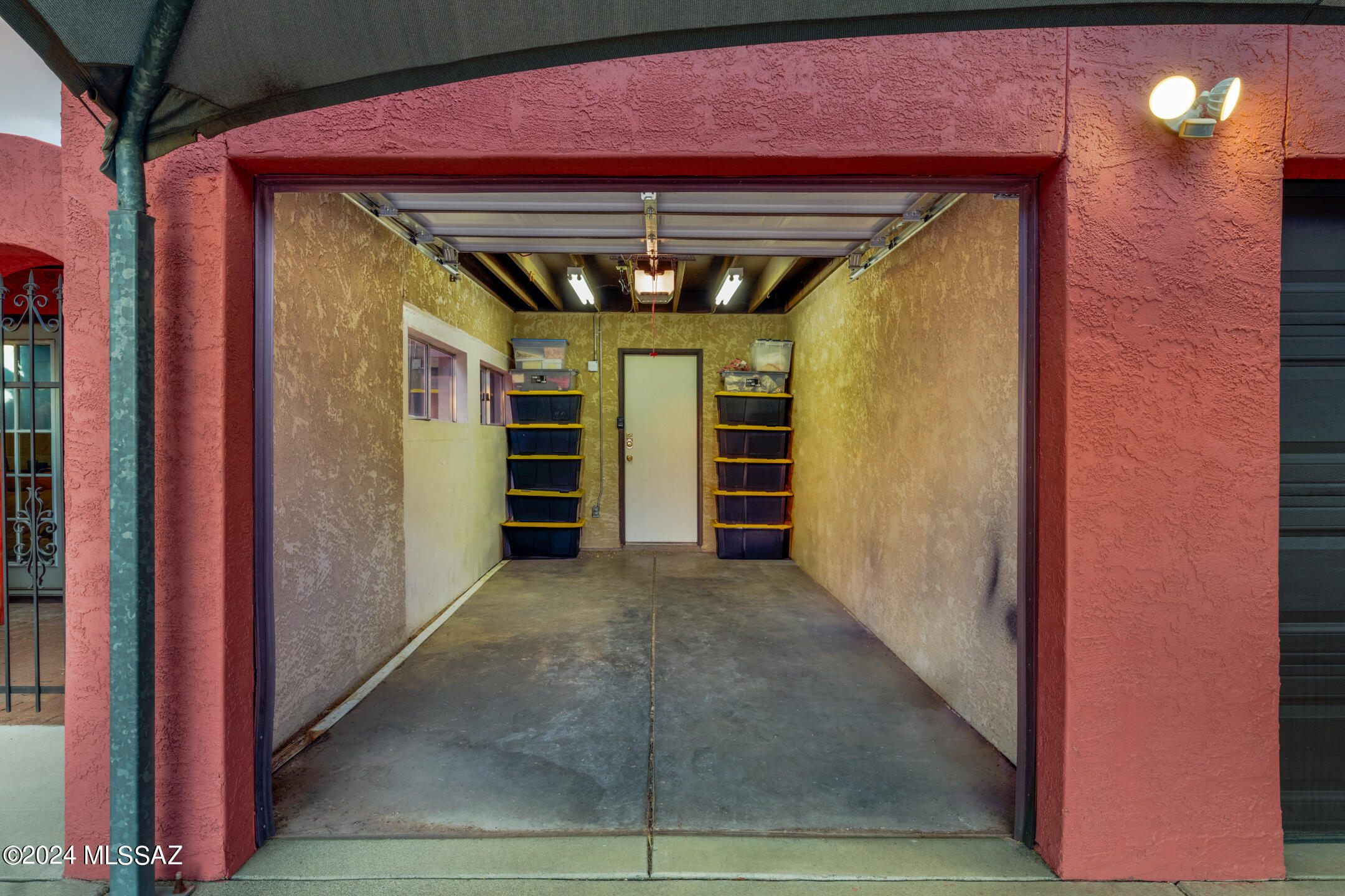 Cloverleaf Townhouses (1-63) - Residential