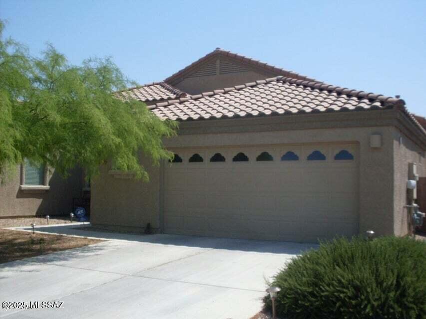 Empire Vista (1-153) - Residential Lease