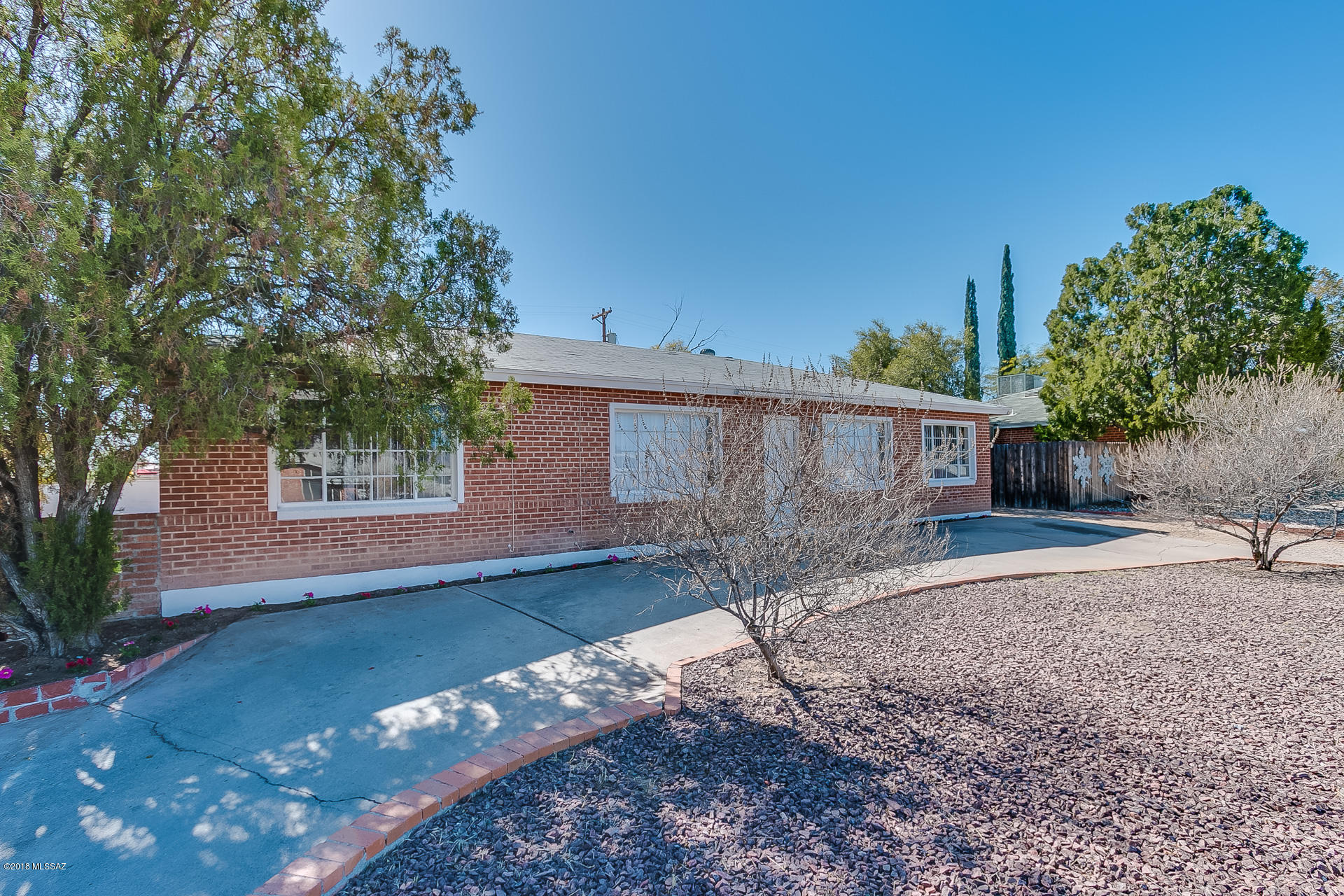 Manana Vista - Residential
