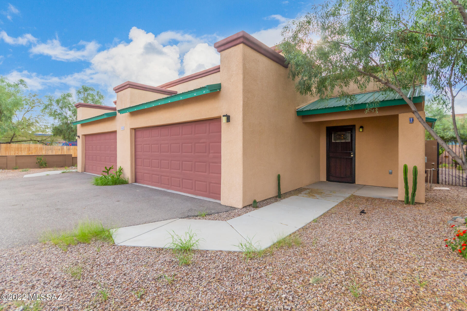Old Pueblo Heights - Residential Income