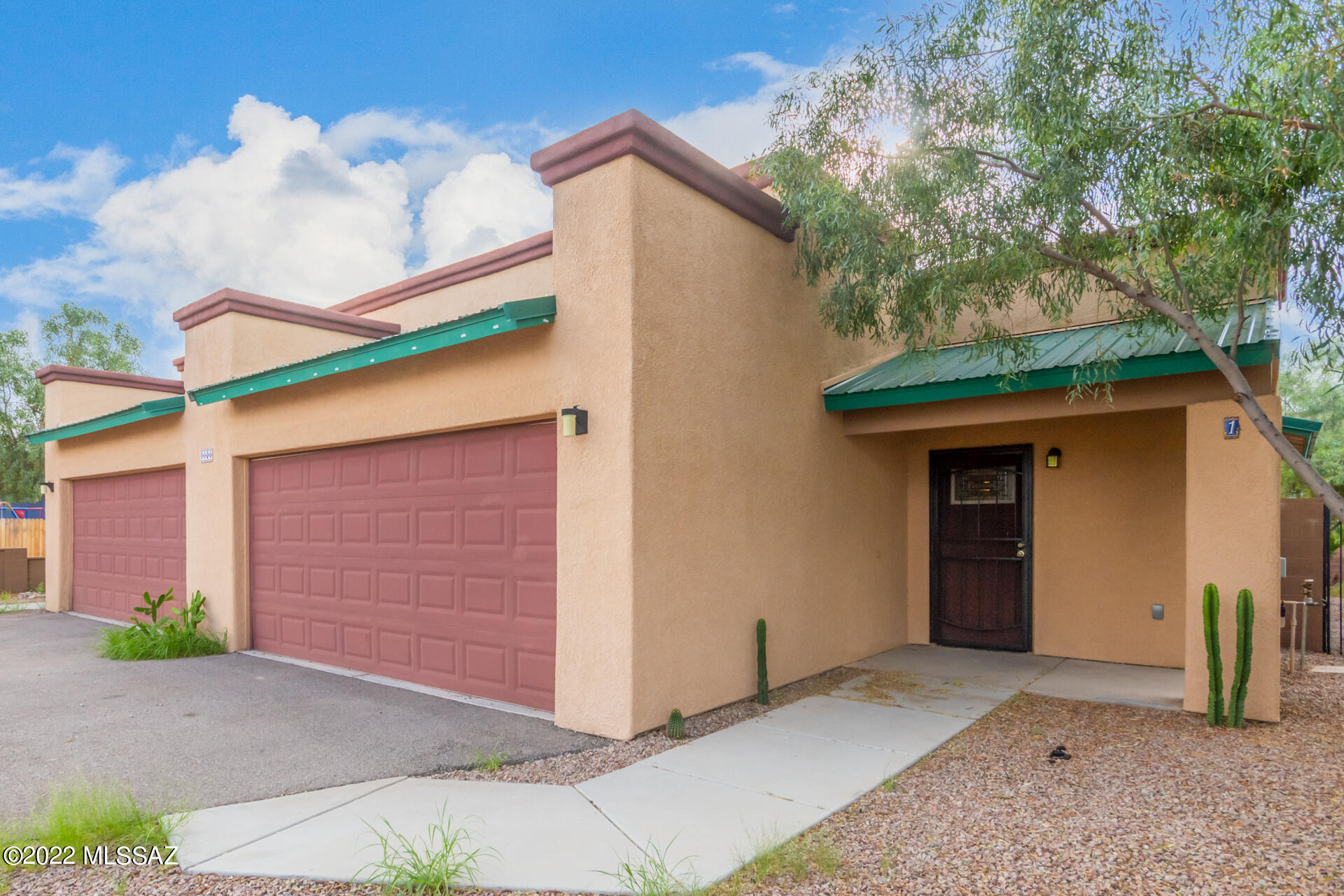 Old Pueblo Heights - Residential Income