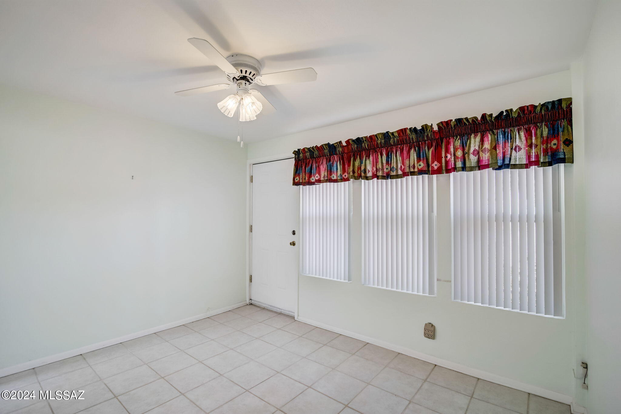 Tanque Verde Estates (1-71) - Residential