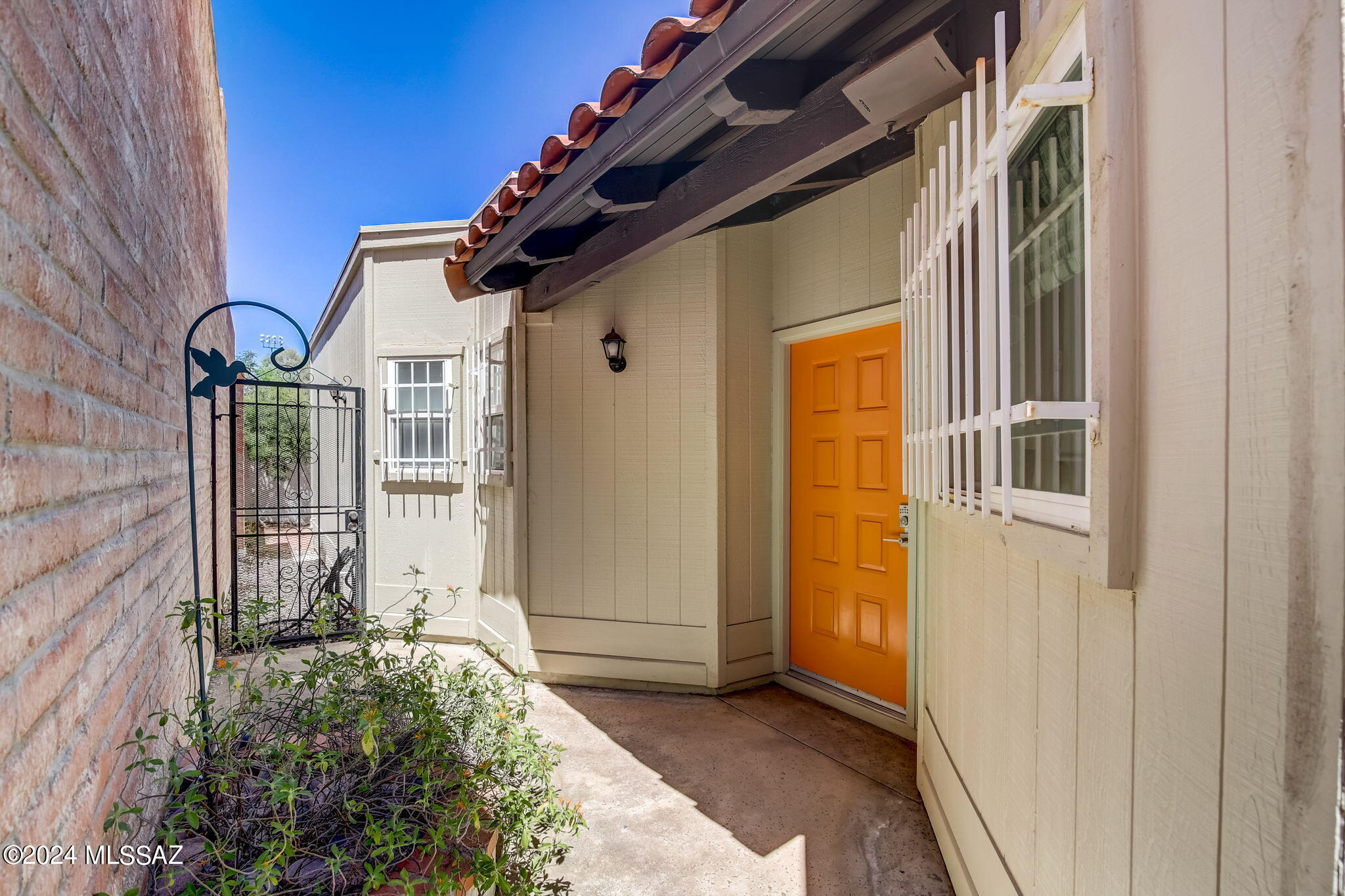 Tanque Verde Estates (1-71) - Residential