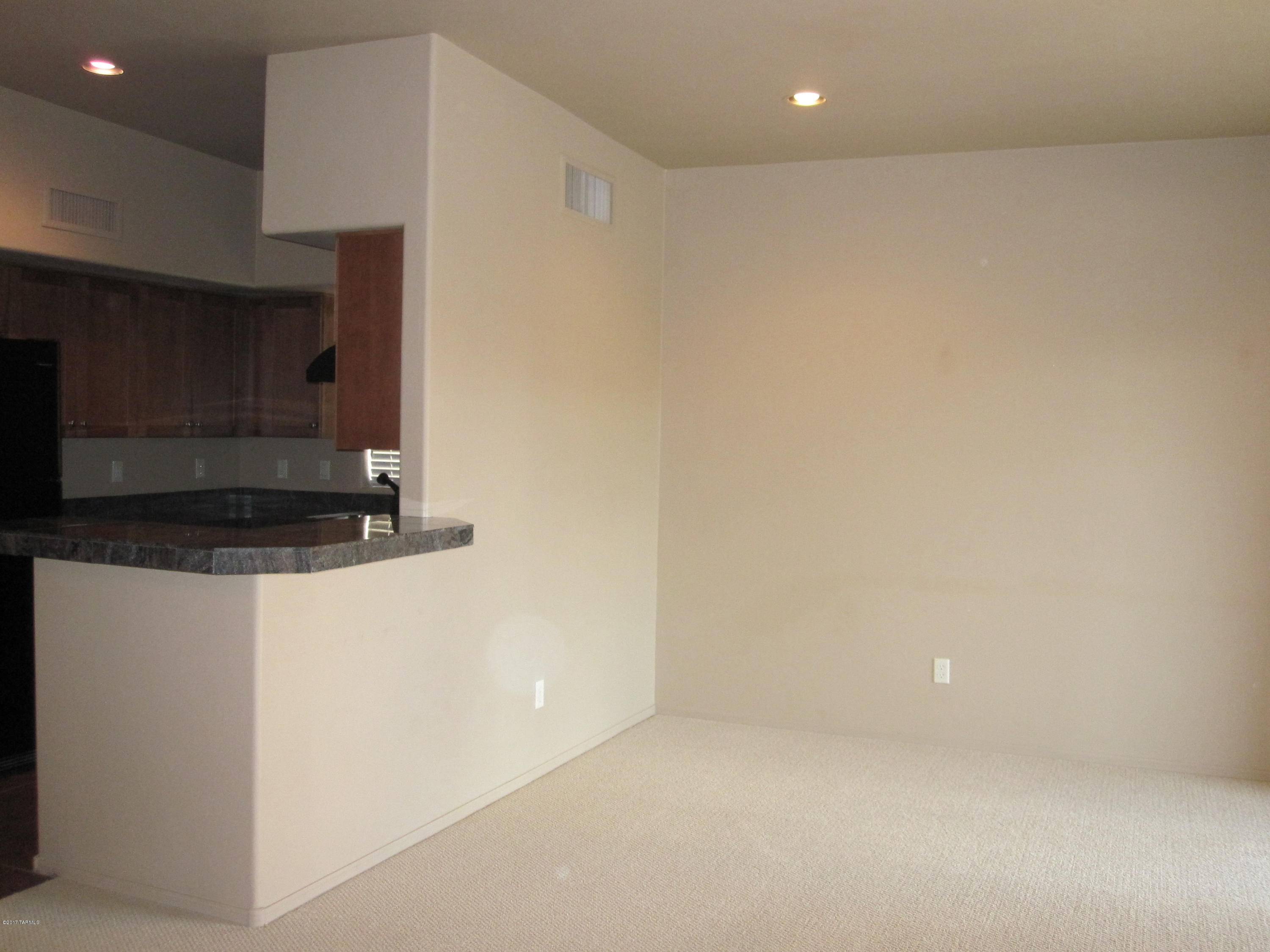 Dos Tiburones Townhouses (1-34) - Residential Lease