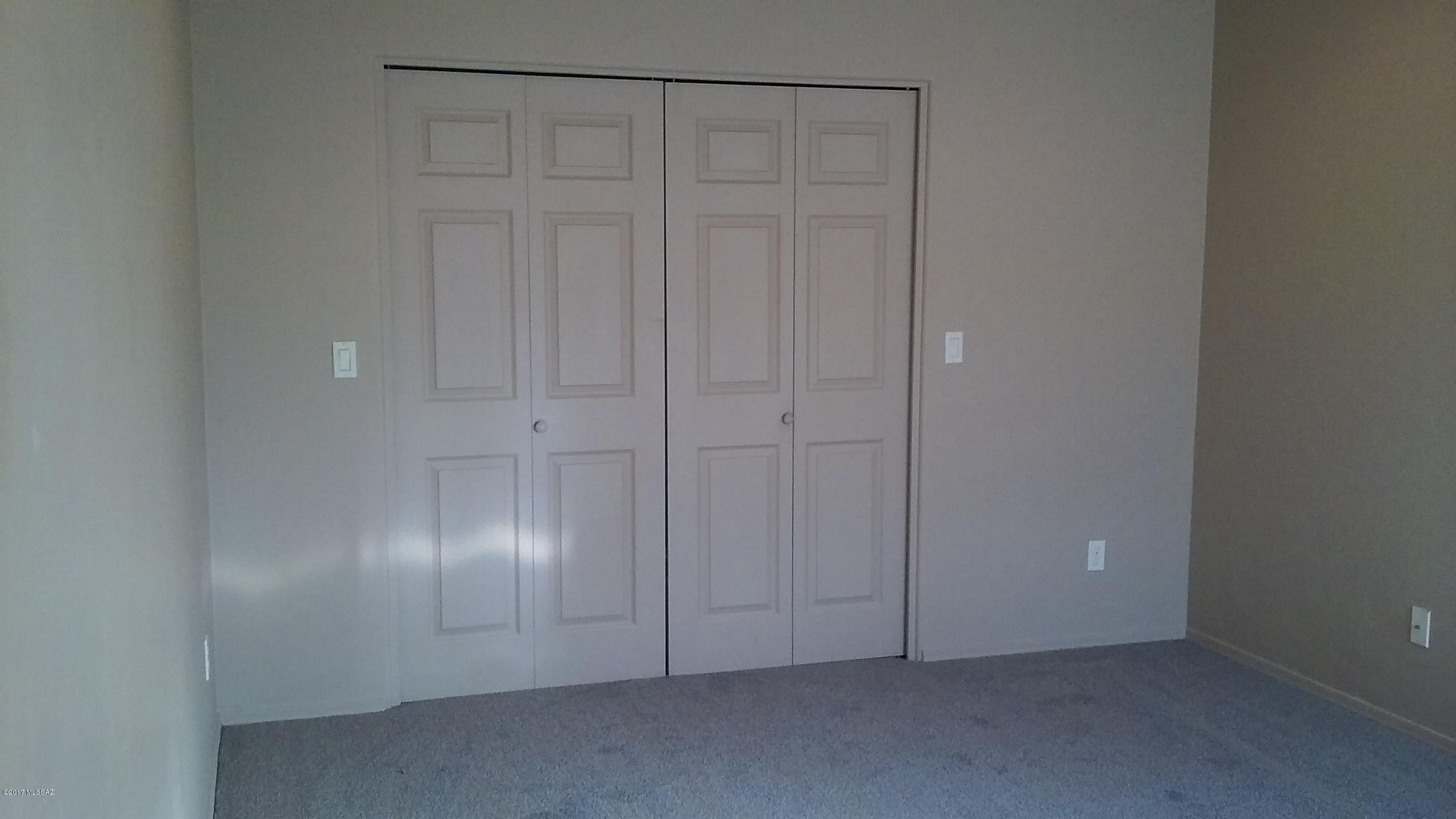 Dos Tiburones Townhouses (1-34) - Residential Lease