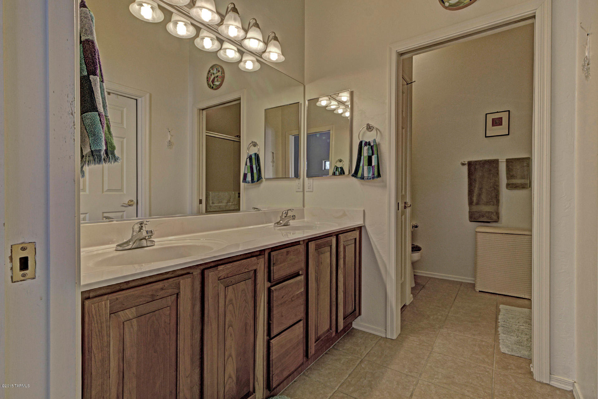Valley Lane Townhomes (135-169) - Residential
