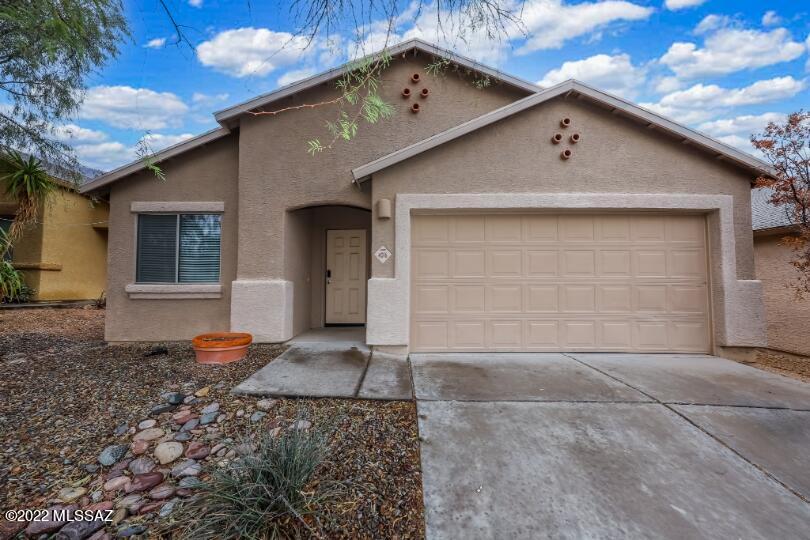Desert Point Estates (1-76) - Residential Lease