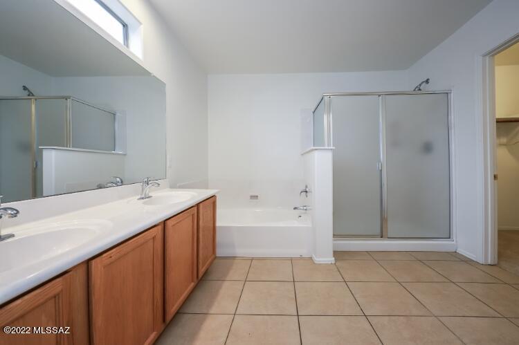 Desert Point Estates (1-76) - Residential Lease