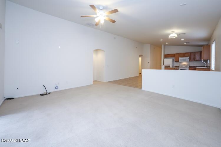 Desert Point Estates (1-76) - Residential Lease