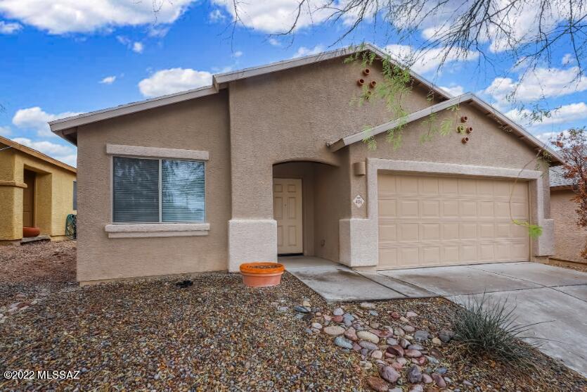 Desert Point Estates (1-76) - Residential Lease