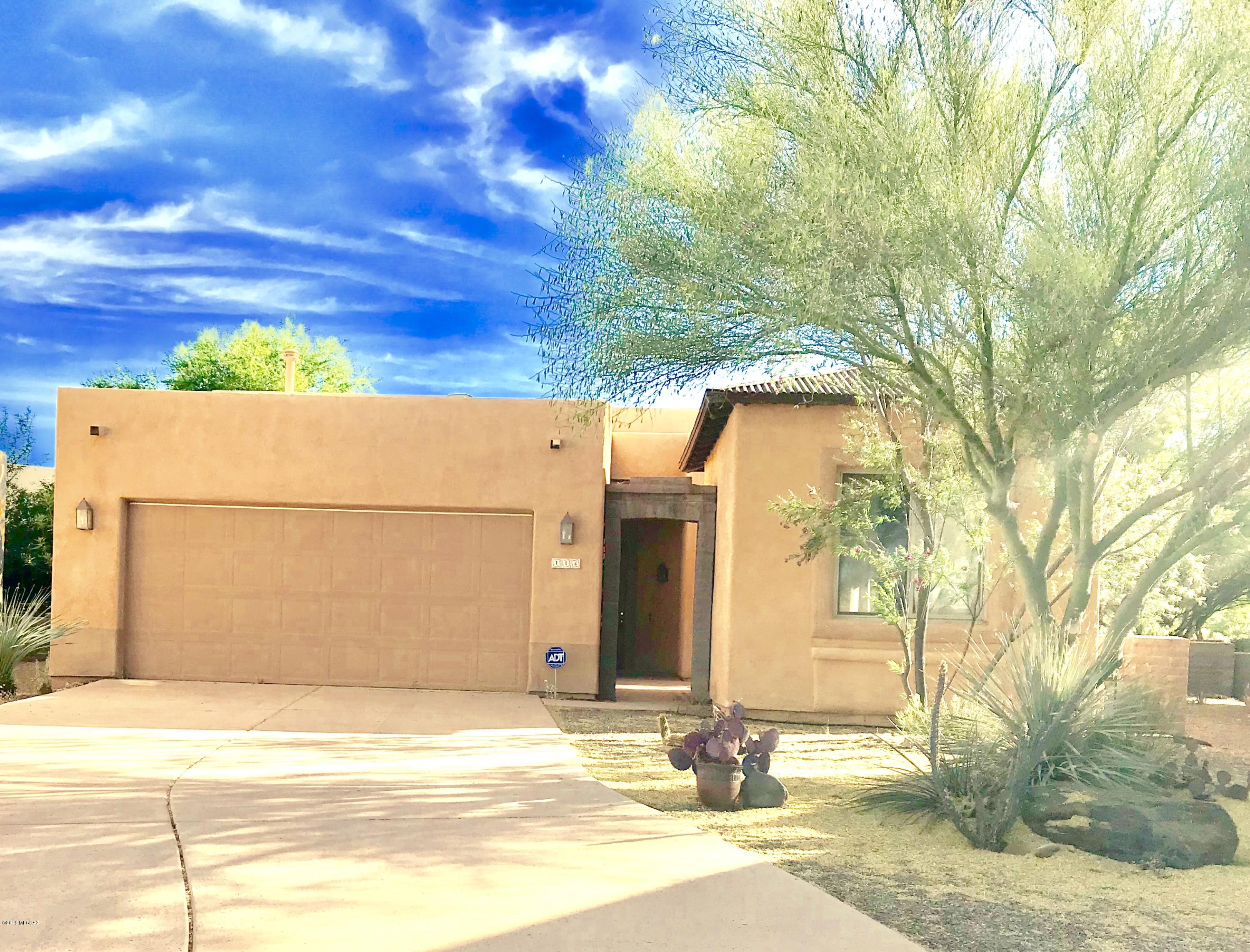 Located in Tubac on a quite cul de sac in Barrio De Tubac sets this well designed home and guest house (Casita). This residence features a light filled great room, kitchen with separate breakfast room, owner's suite, with direct access to covered patio. The owner's suite feature a separate shower and soaking tub. There is also a den/office.