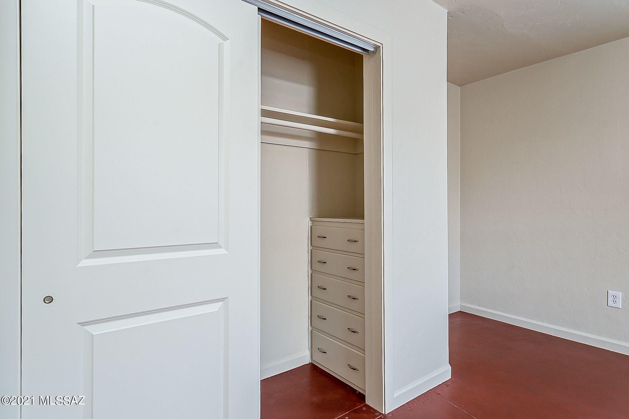 Casa Solariega - Residential