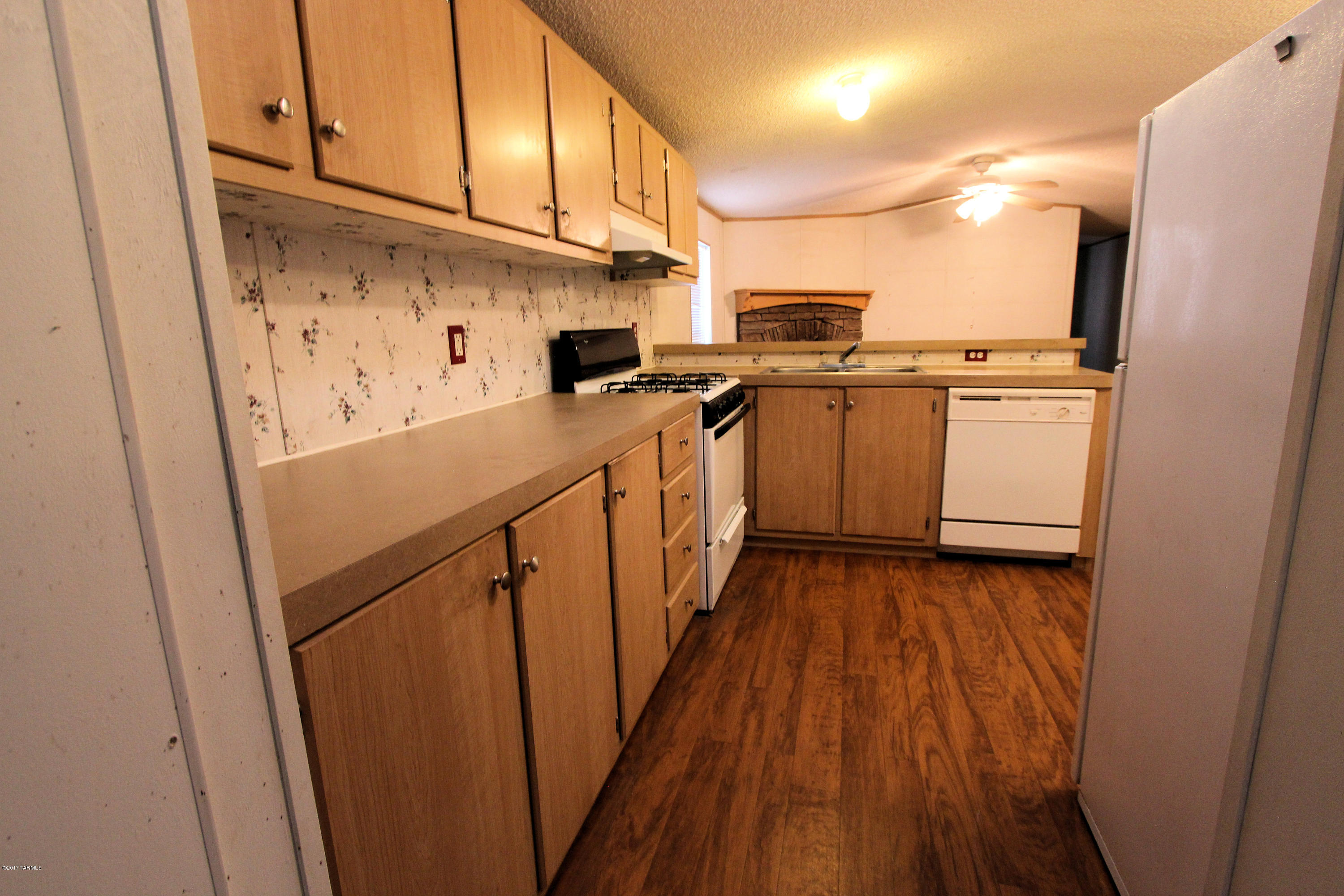 Mescal Lakes - Residential