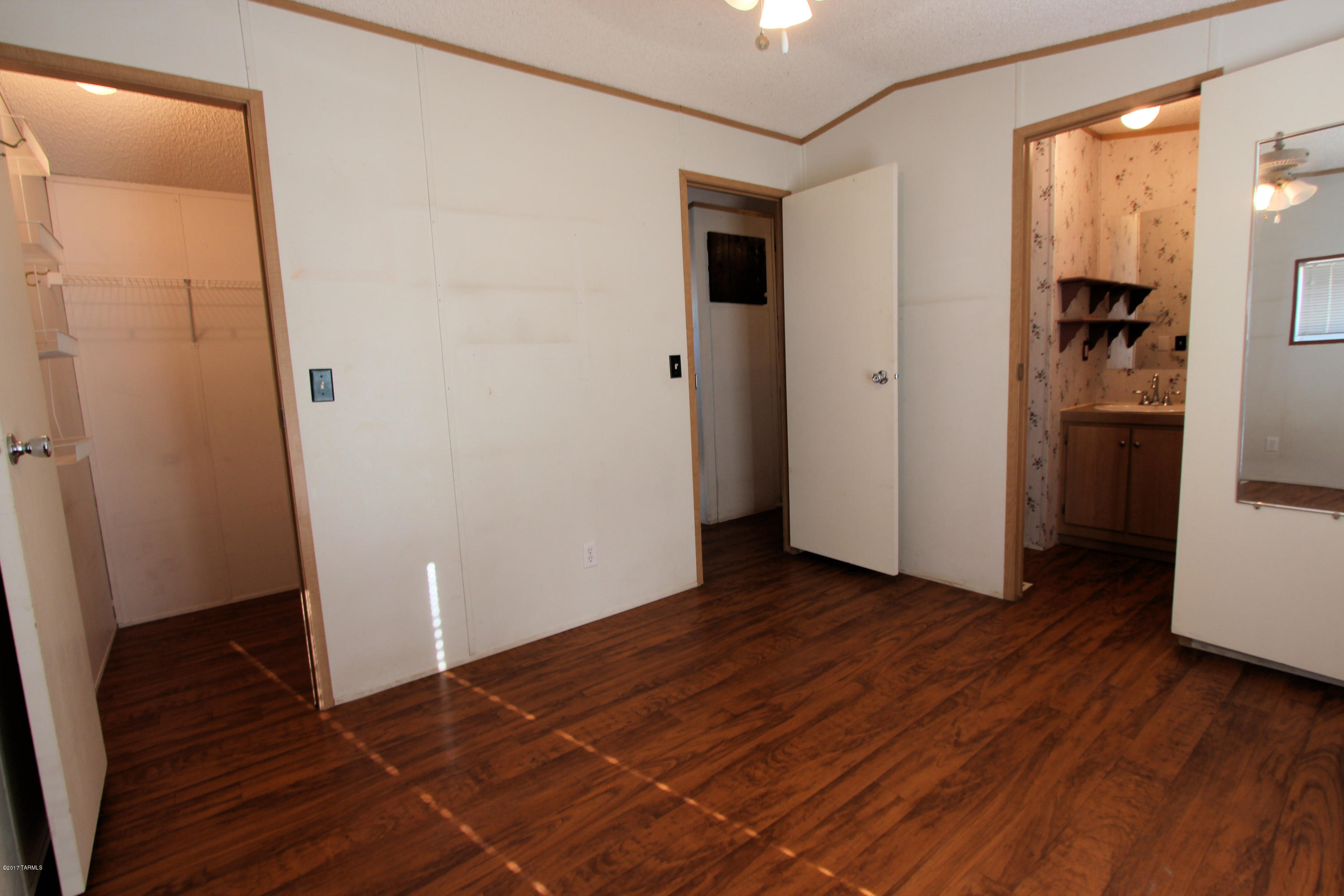 Mescal Lakes - Residential