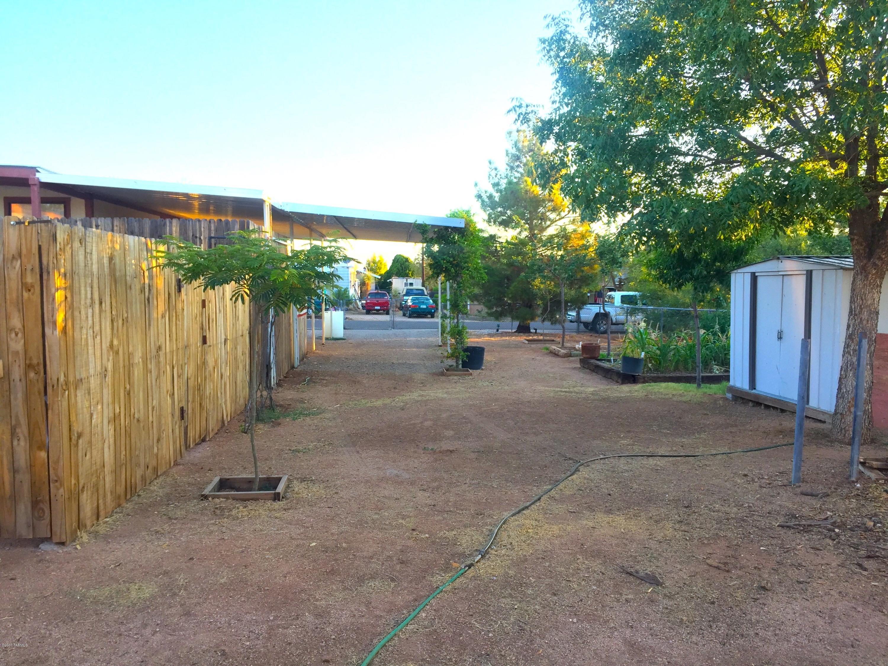 Mescal Lakes - Residential