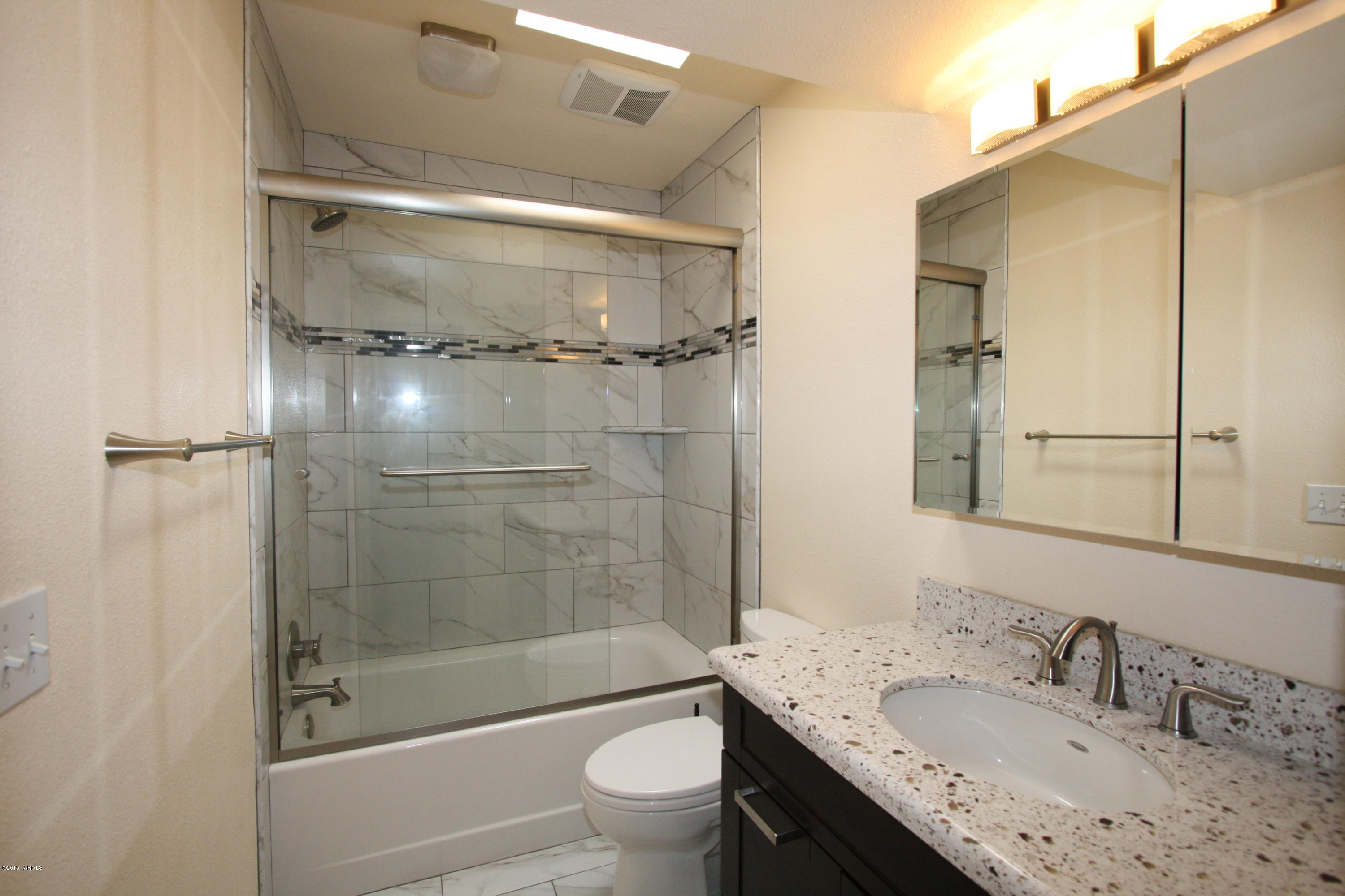 Villa Paraiso (1-67) - Residential Lease