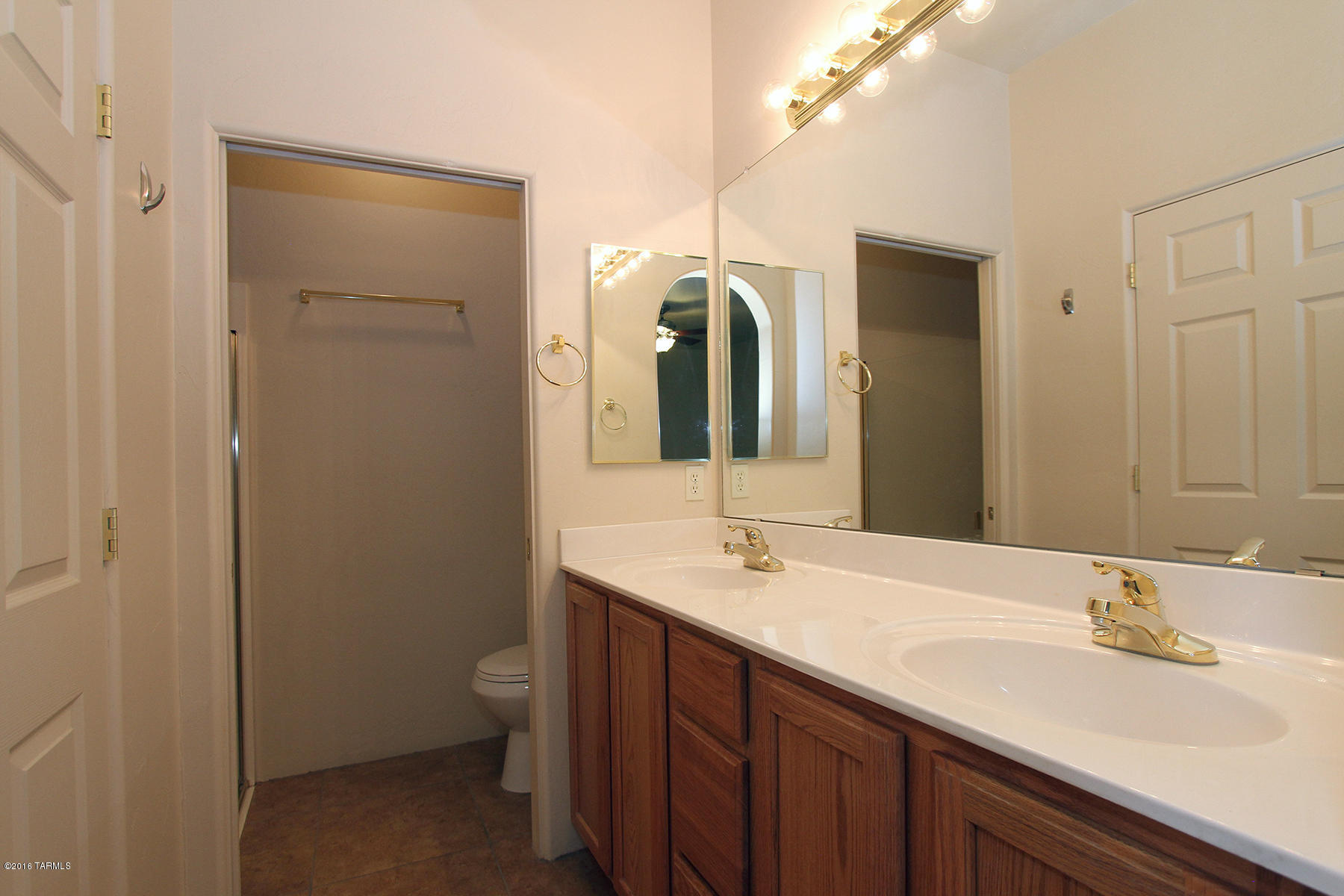 Kinney Village (1-112) - Residential