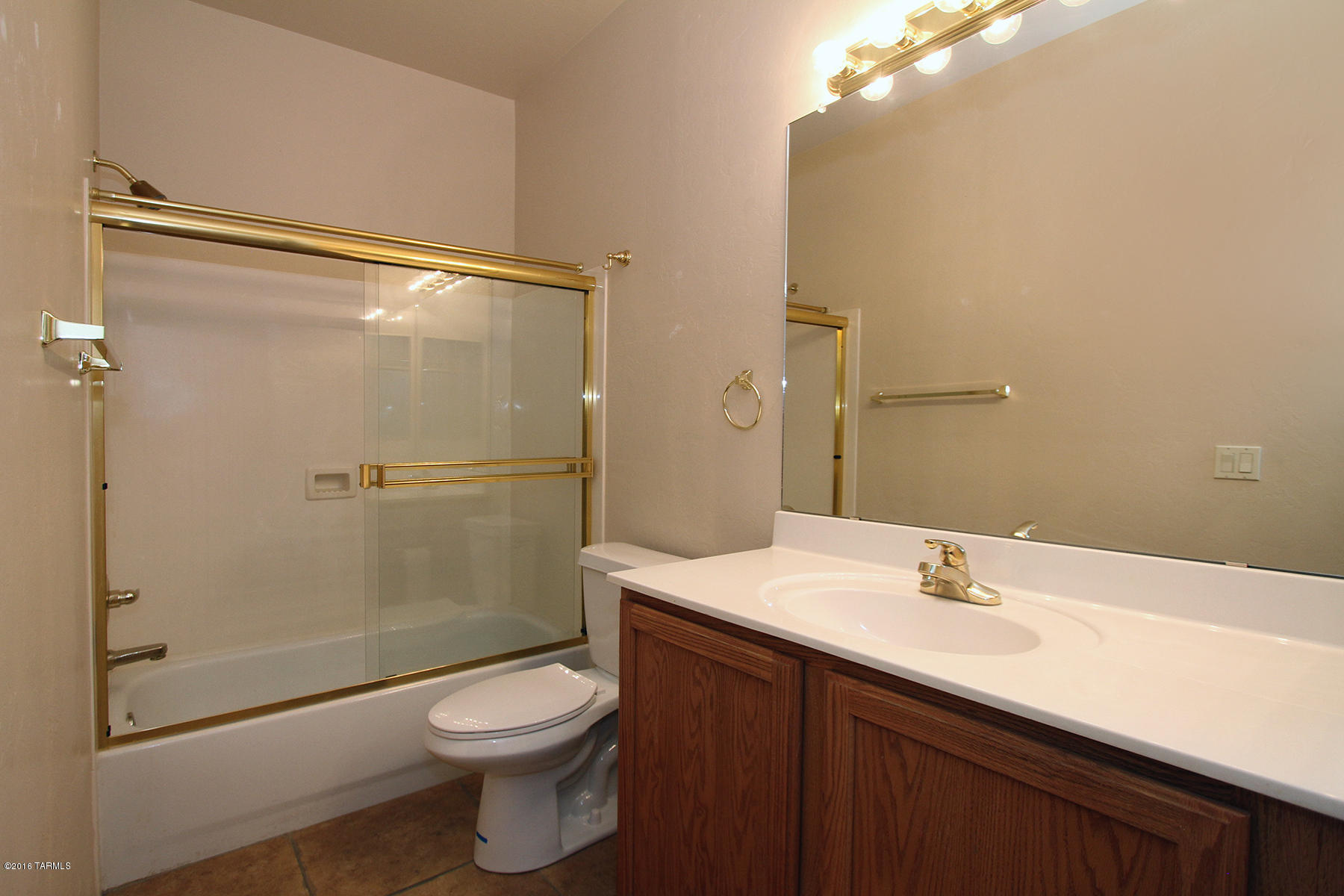 Kinney Village (1-112) - Residential