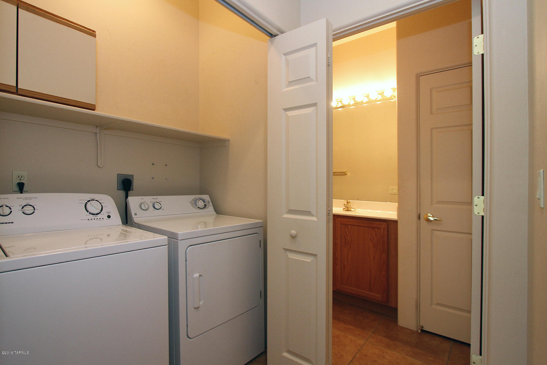 Kinney Village (1-112) - Residential