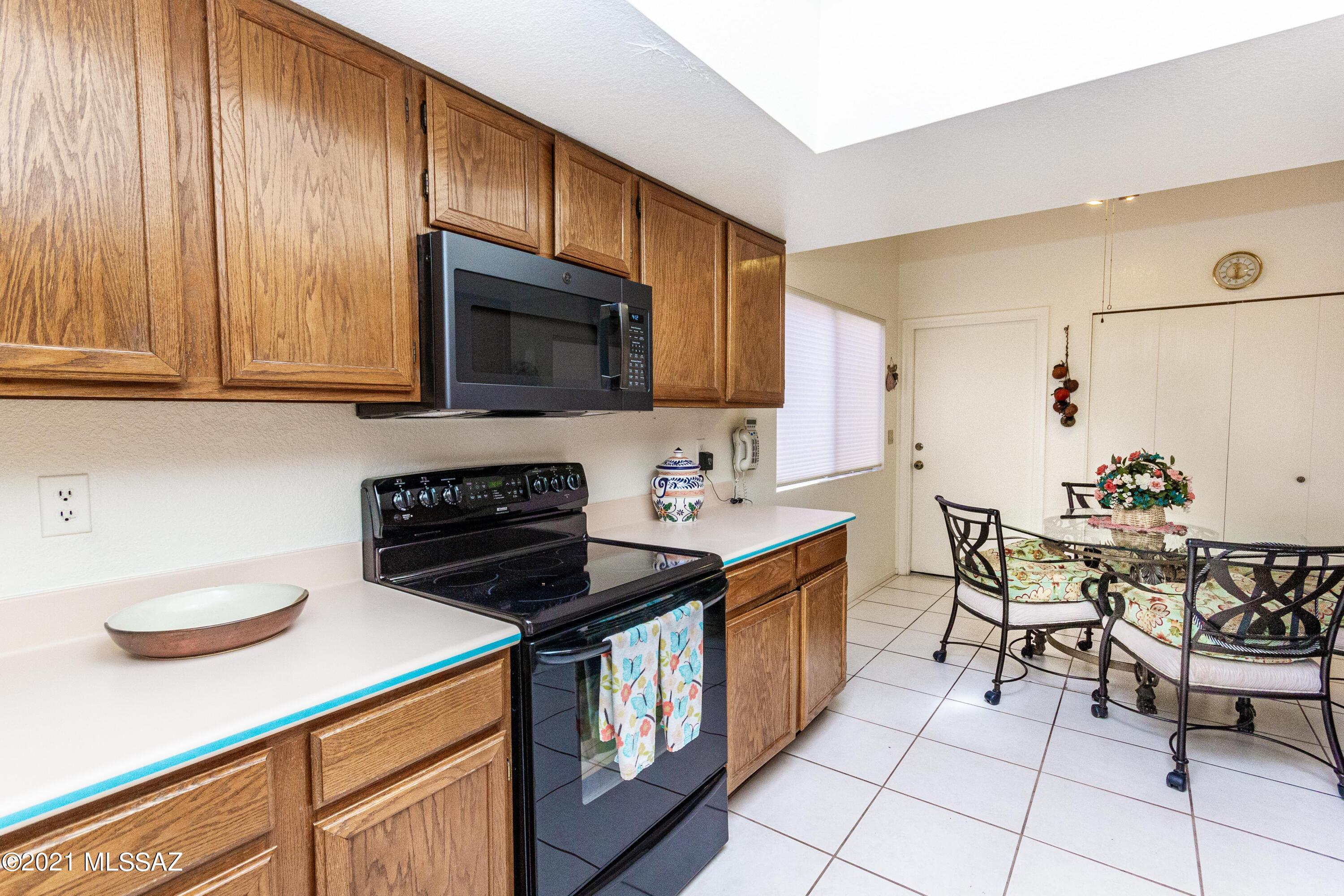 La Cholla Hills(354-439) - Residential