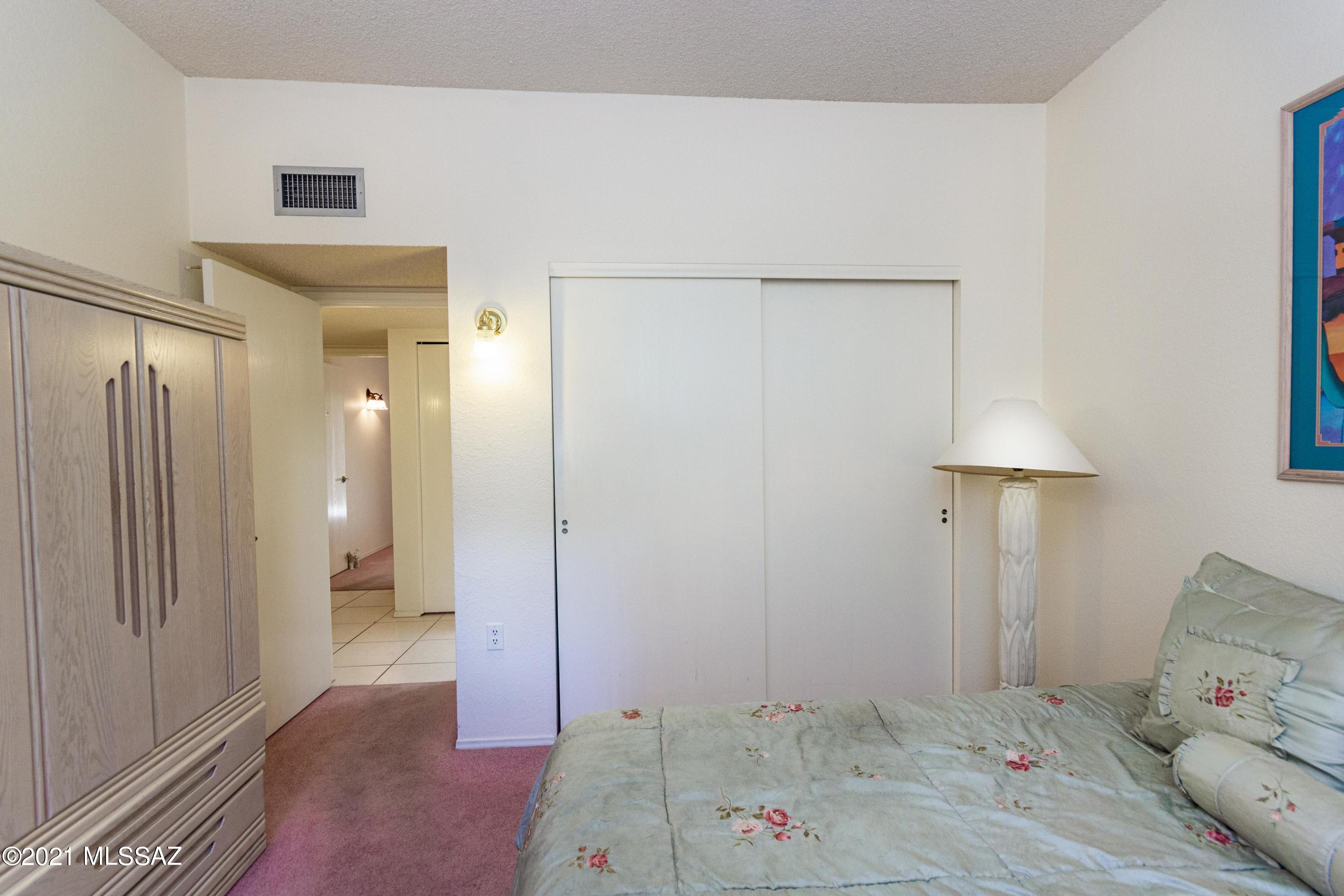 La Cholla Hills(354-439) - Residential