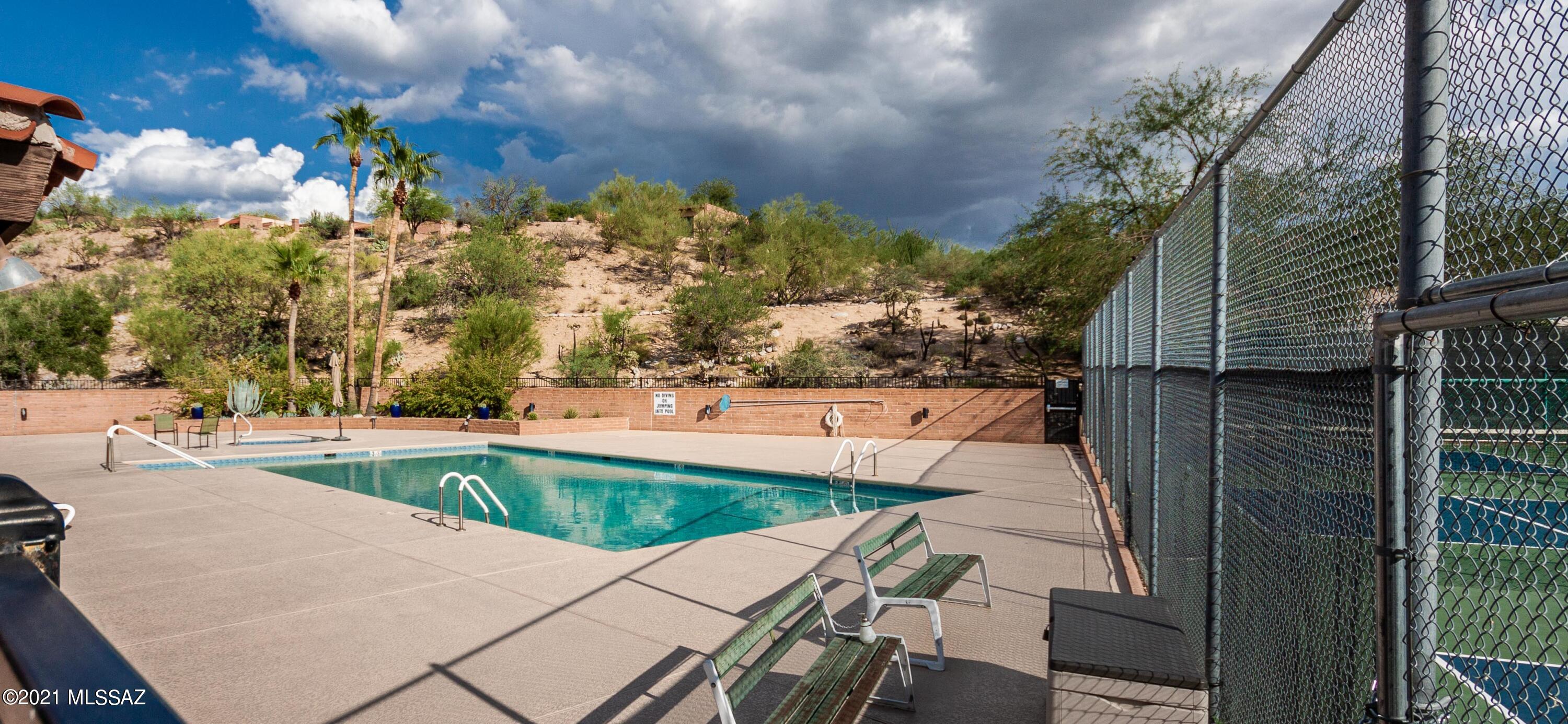 La Cholla Hills(354-439) - Residential