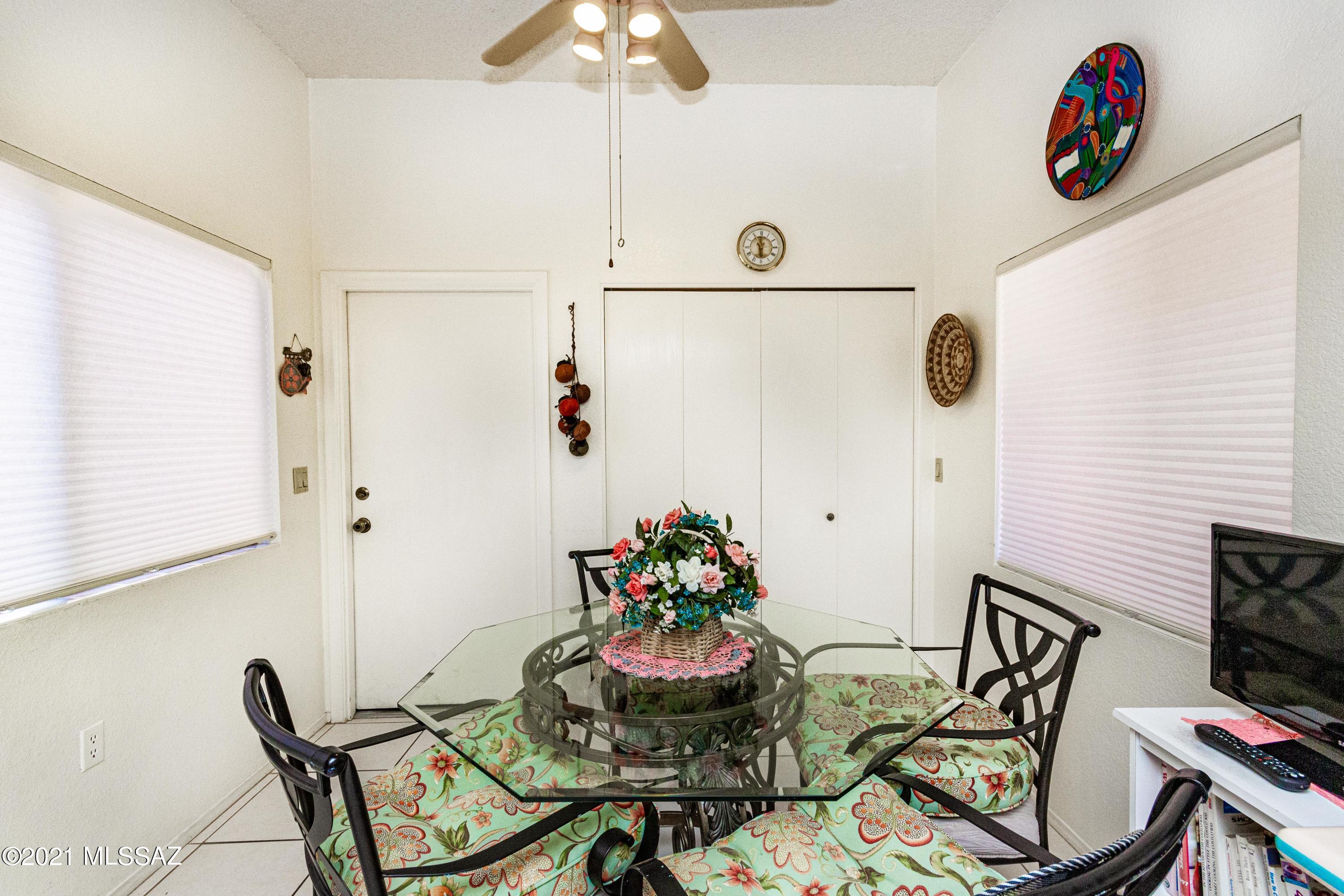La Cholla Hills(354-439) - Residential