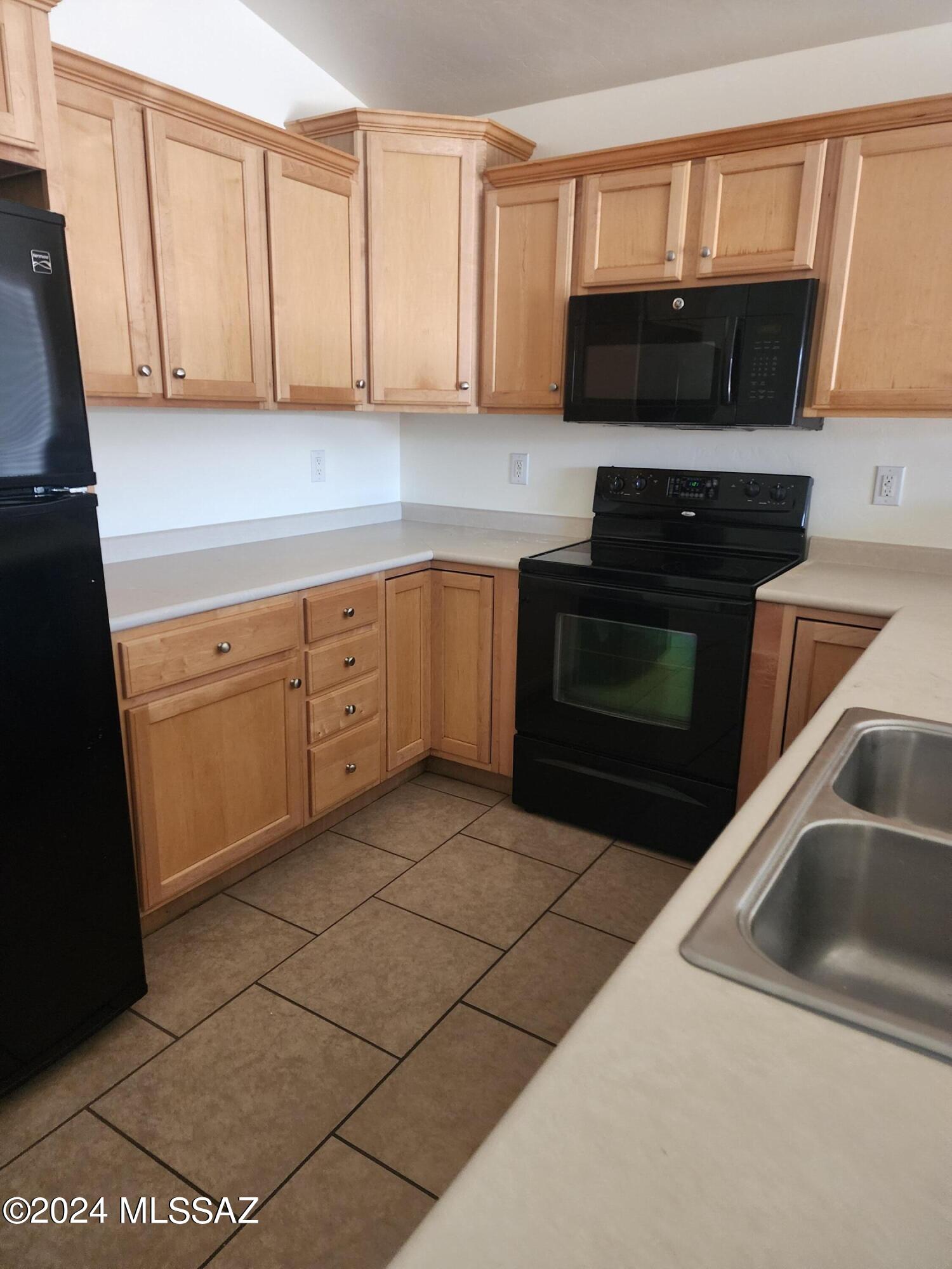 Silverbell Trails (1-42) - Residential Lease