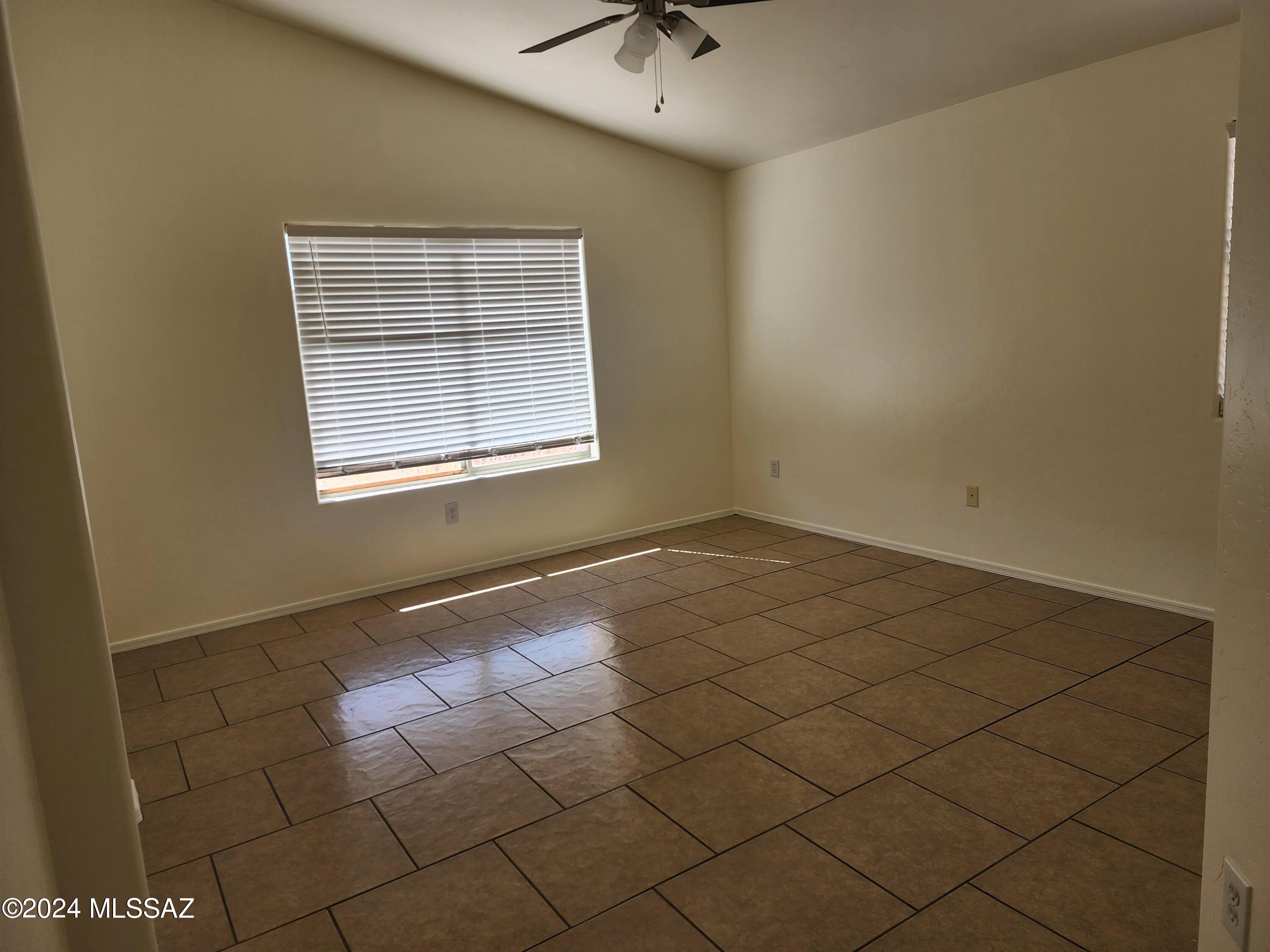 Silverbell Trails (1-42) - Residential Lease