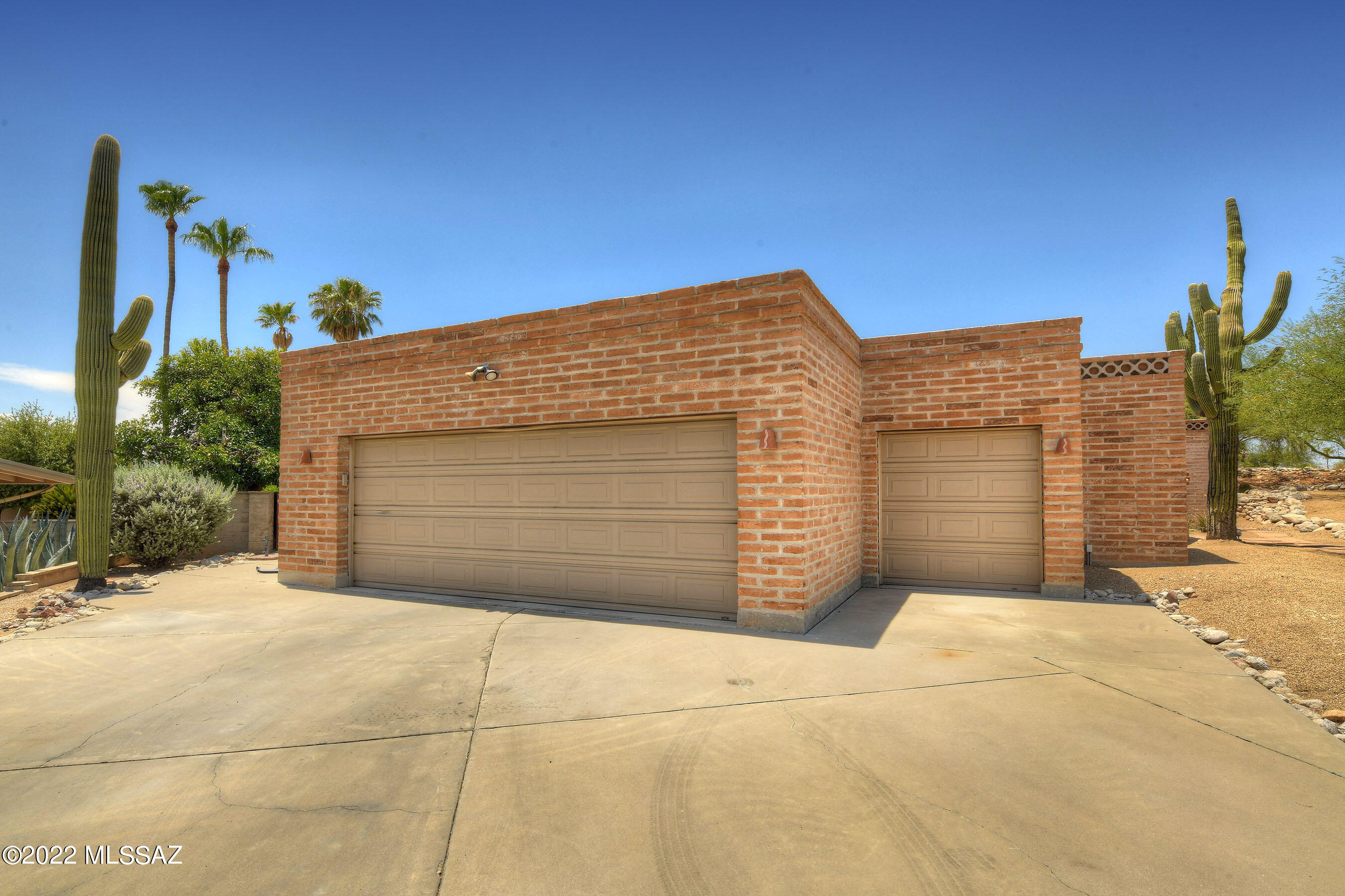 Sabino Vista NO. 4 (1-31) - Residential