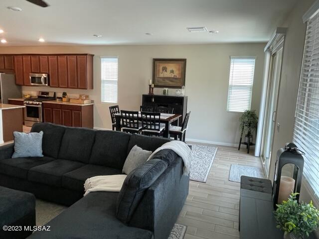 The Vistas At Rincon Knolls SQ20152600506 - Residential