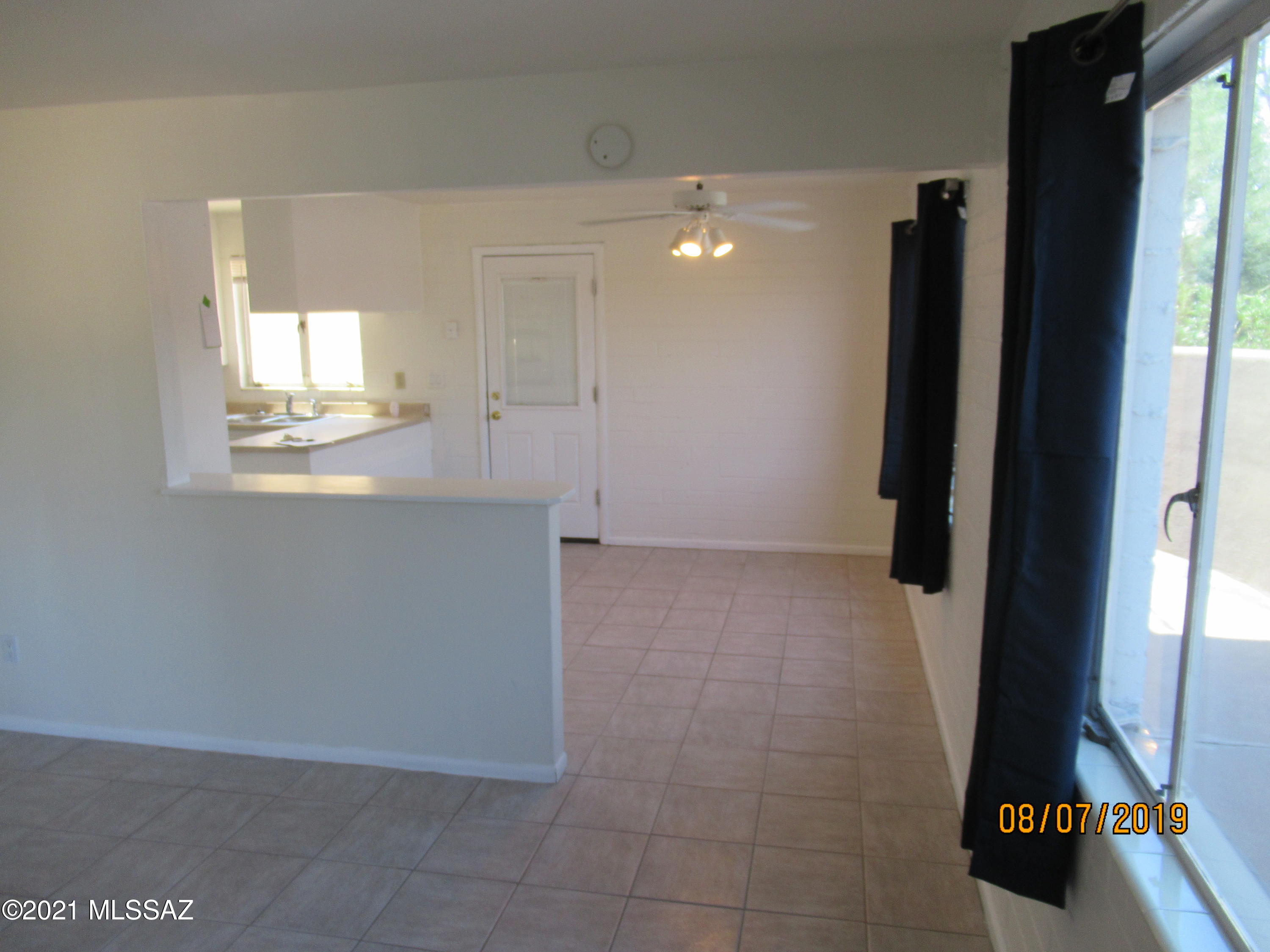 El Montevideo Estates - Residential Lease