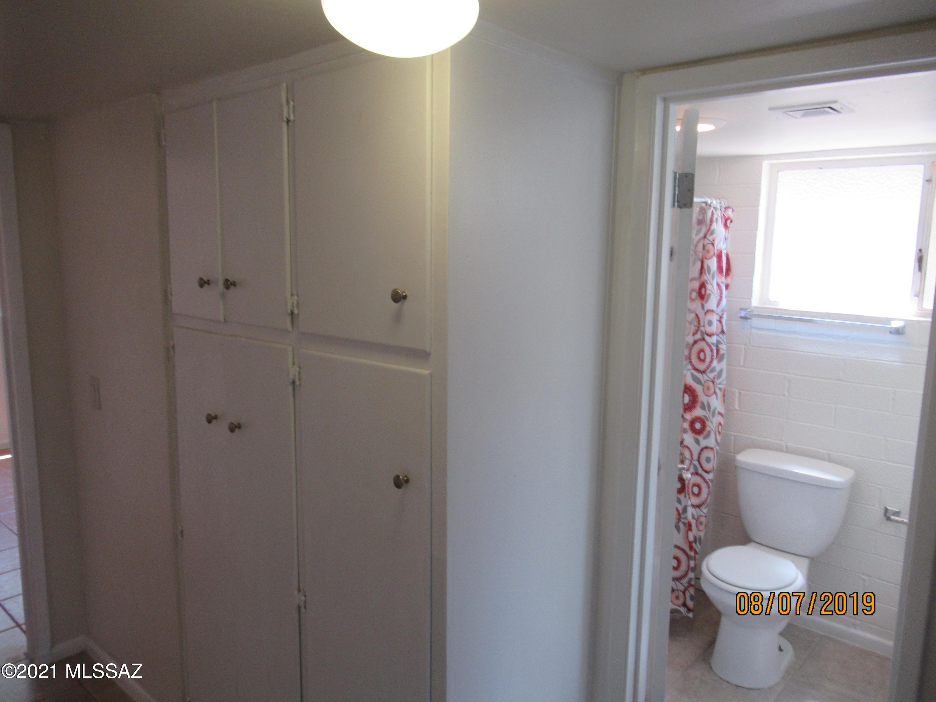 El Montevideo Estates - Residential Lease