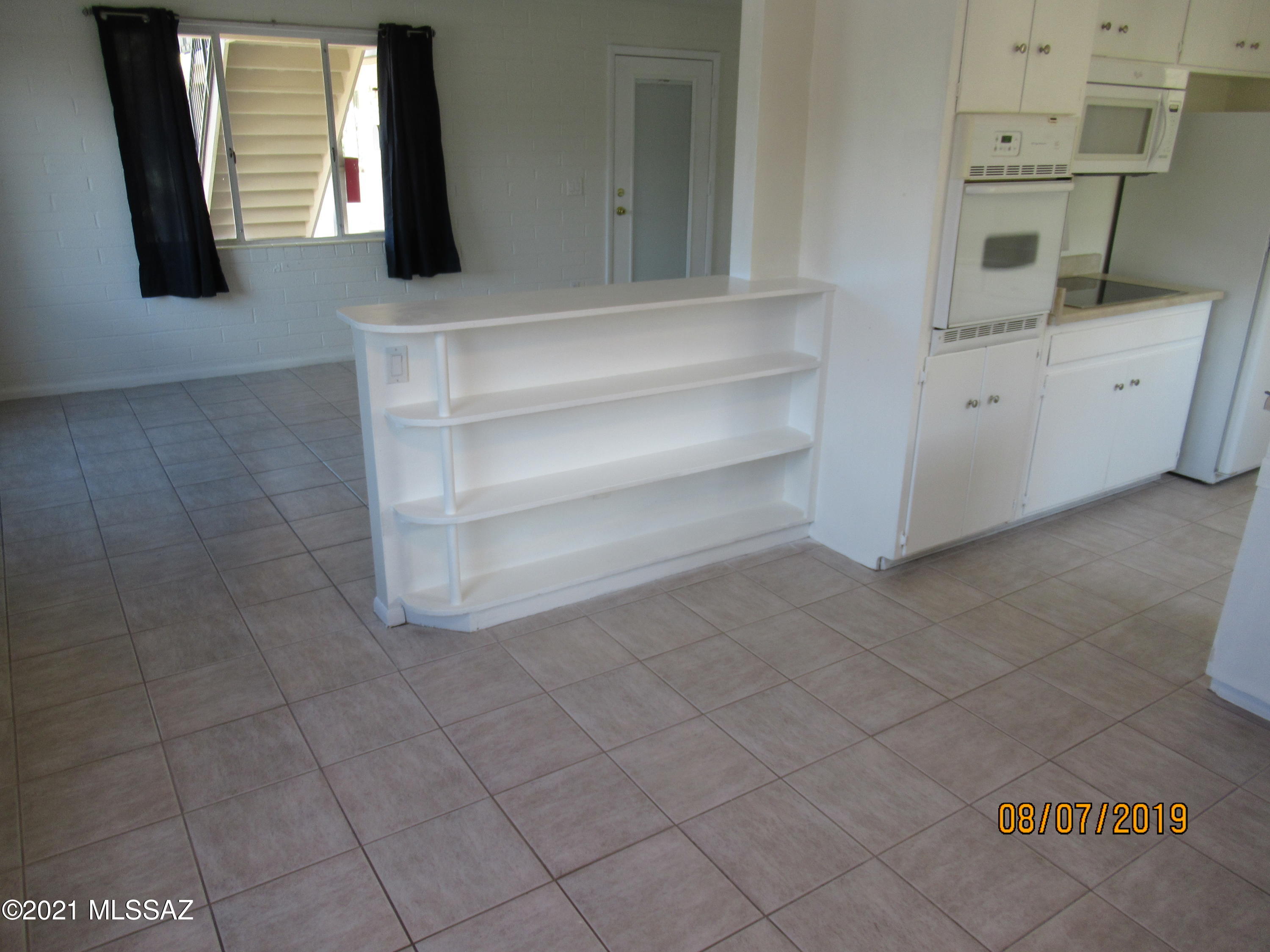 El Montevideo Estates - Residential Lease