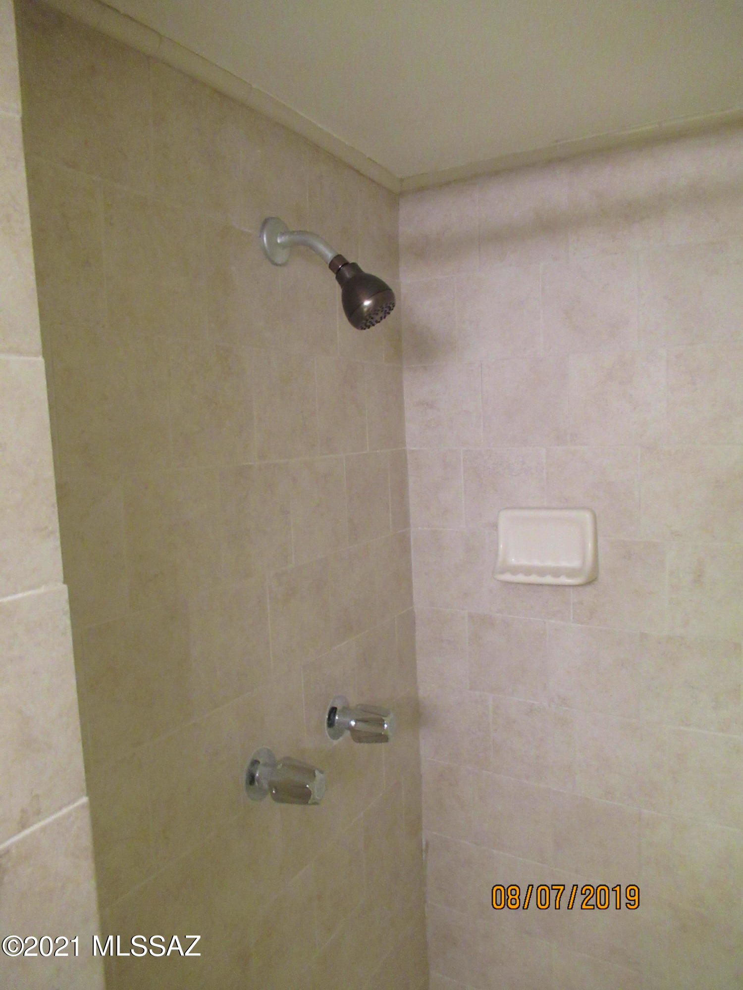El Montevideo Estates - Residential Lease