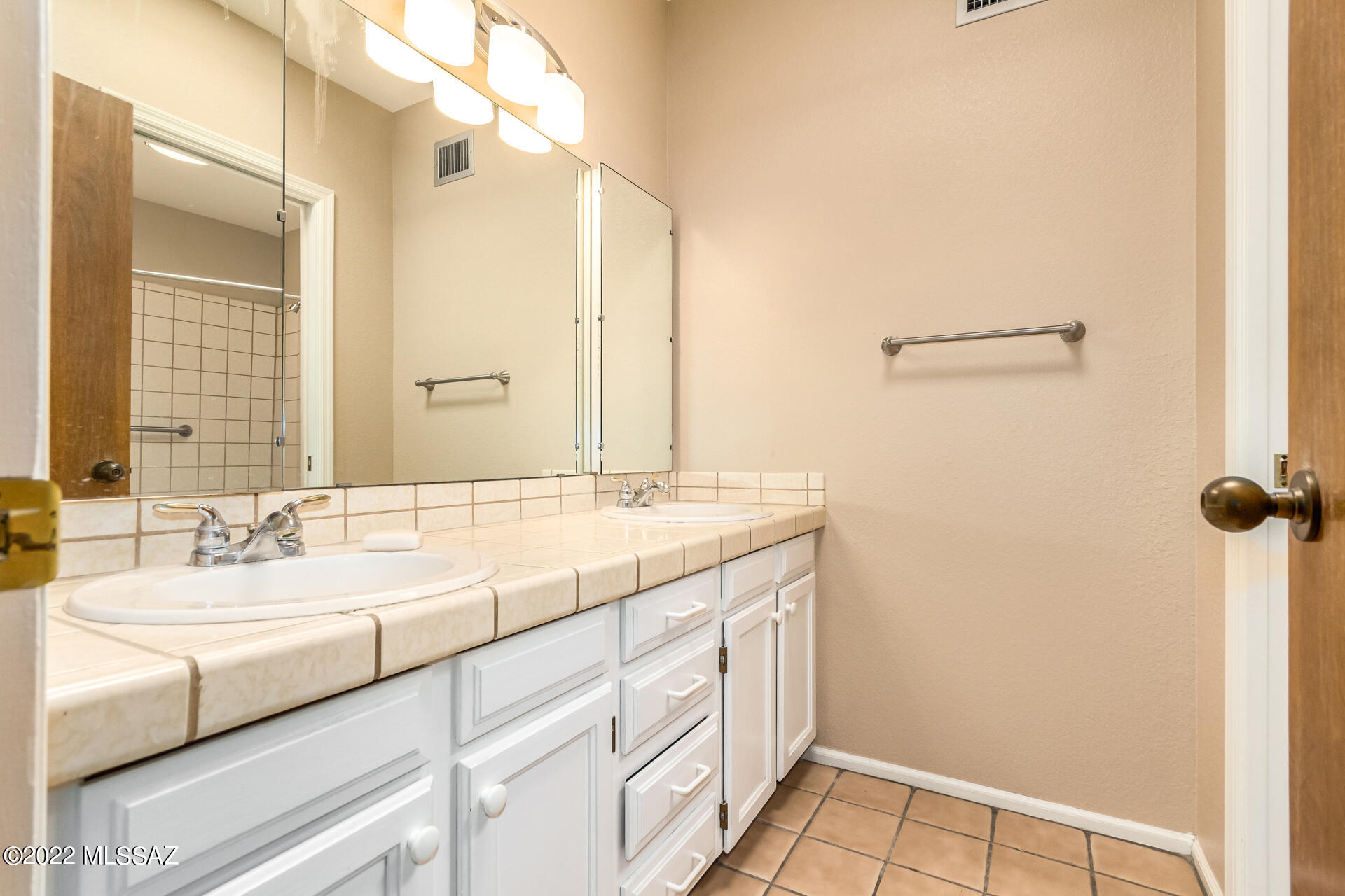 El Dorado Townhomes - Residential