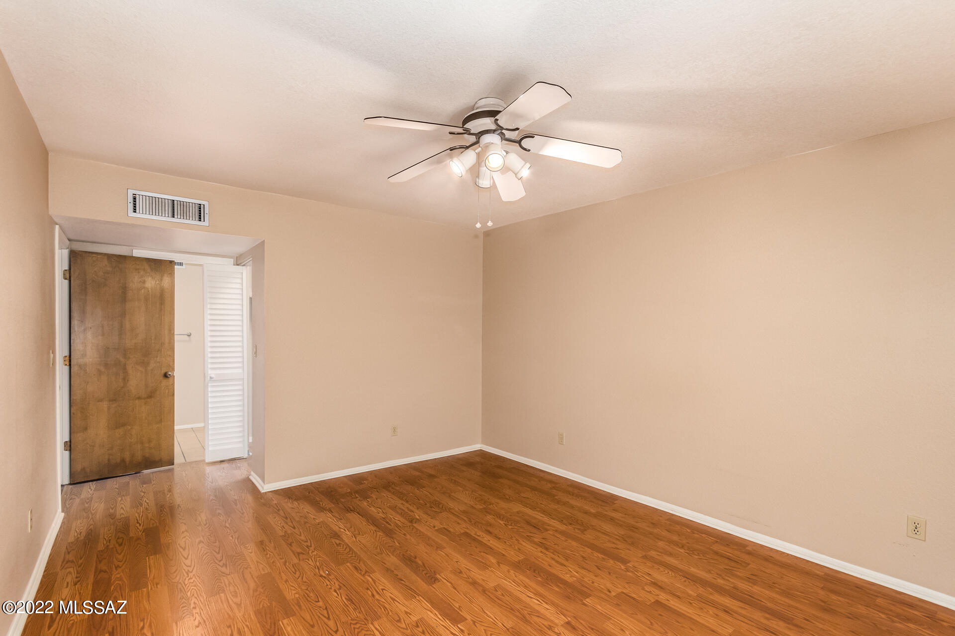 El Dorado Townhomes - Residential