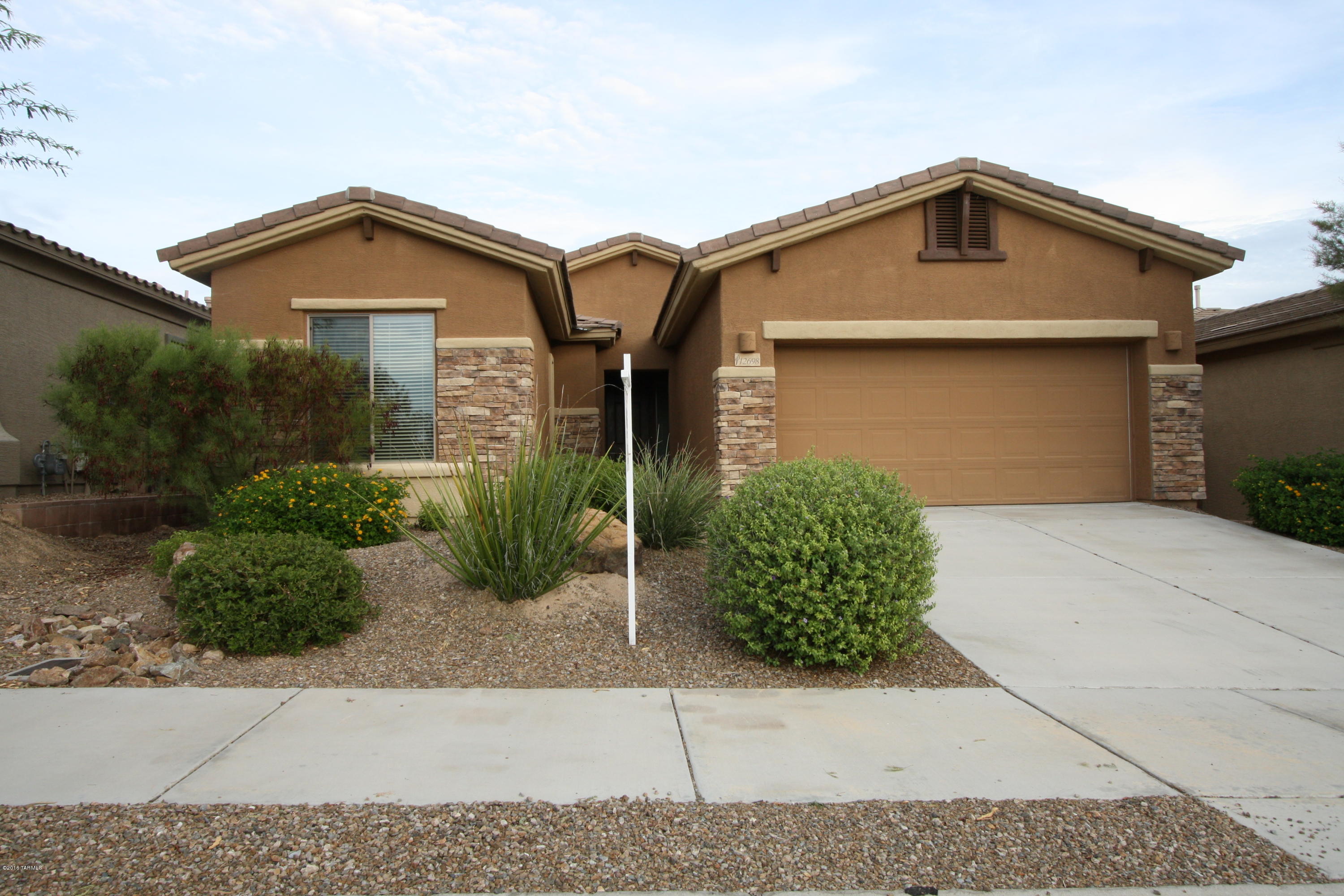 Preserve II at Dove Mtn (183-305) - Residential Lease