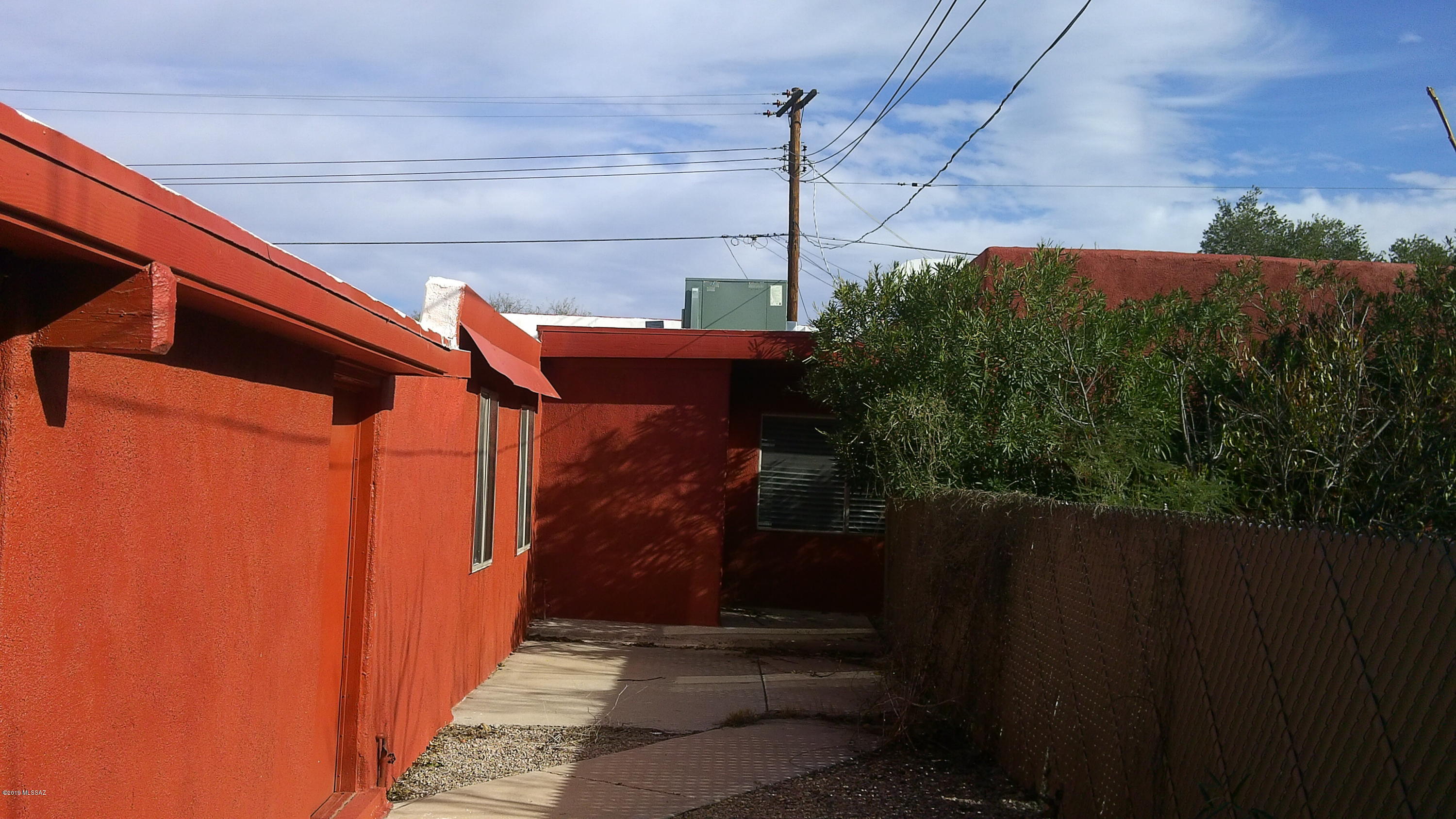 Sahuaro Hill - Residential