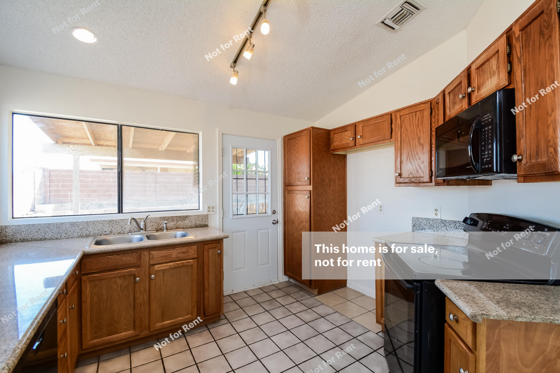 Macalester Park (1-142) - Residential